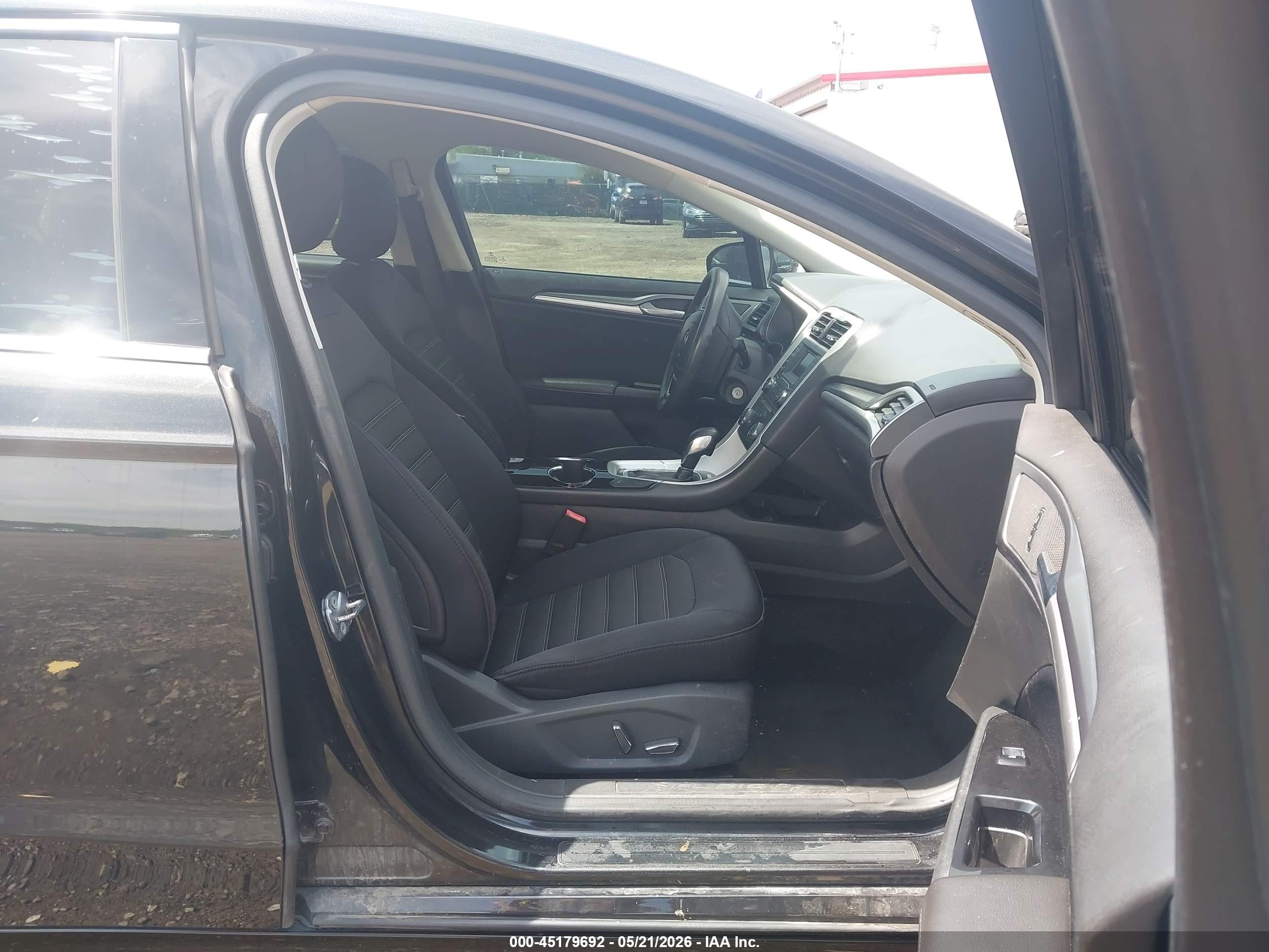 2015 Ford Fusion Se Black vin: 3FA6P0H74FR232526