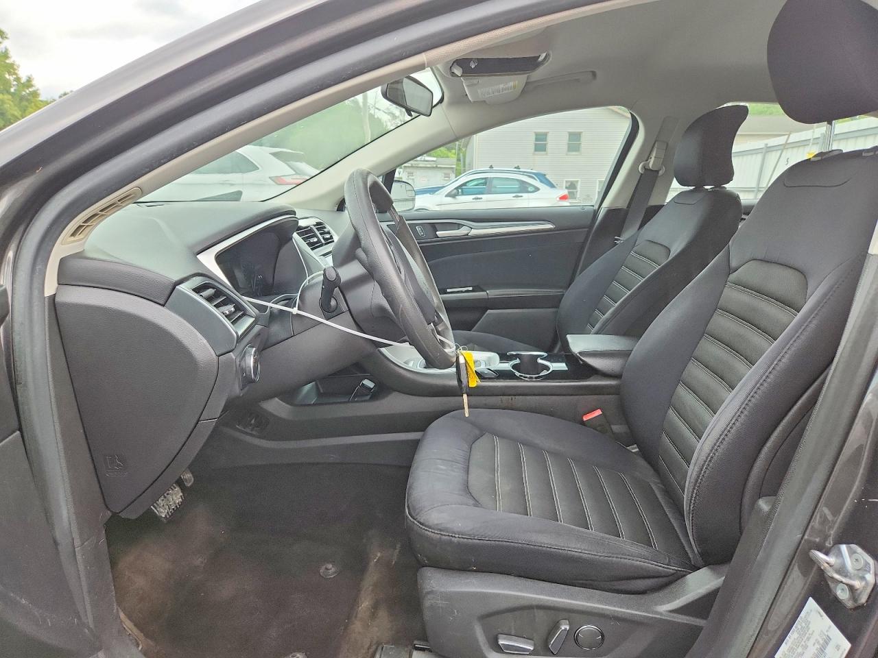 2015 Ford Fusion Se Gray vin: 3FA6P0H74FR241601
