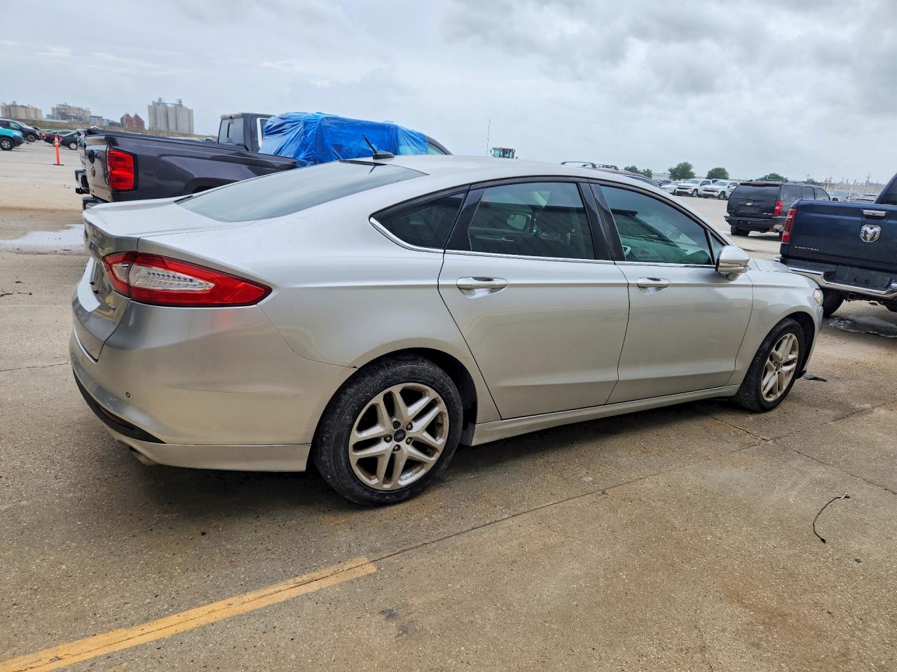 2015 Ford Fusion Se Silver vin: 3FA6P0H74FR288336