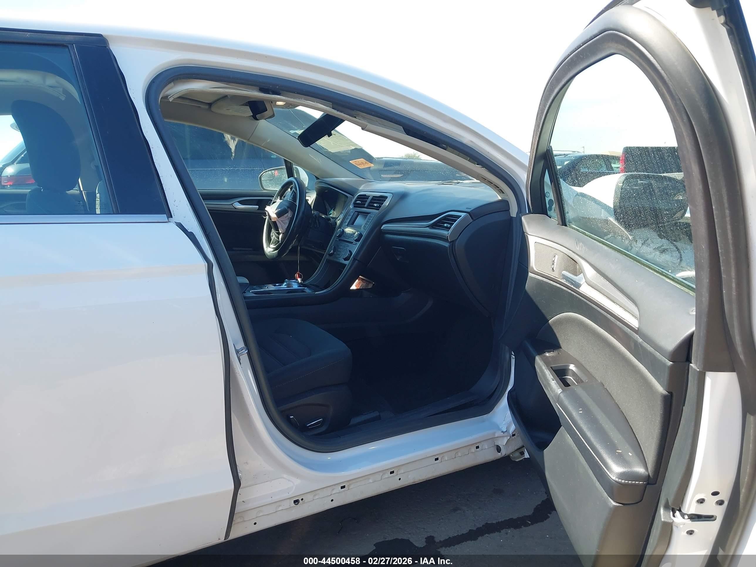 2017 Ford Fusion Se White vin: 3FA6P0H74HR237308