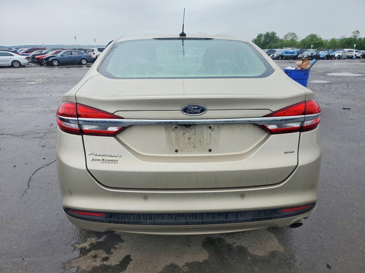 2017 Ford Fusion Se Beige vin: 3FA6P0H74HR377116