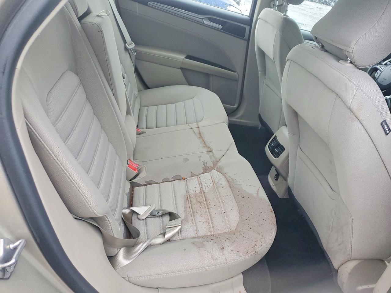 2017 Ford Fusion Se Beige vin: 3FA6P0H74HR377116