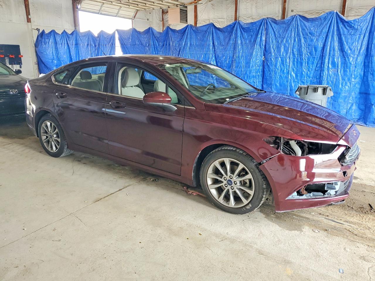 2017 Ford Fusion Se Burgundy vin: 3FA6P0H74HR403567