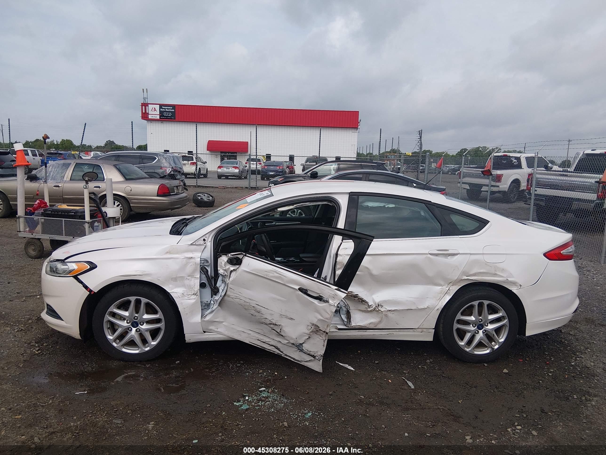 2013 Ford Fusion Se White vin: 3FA6P0H75DR176447
