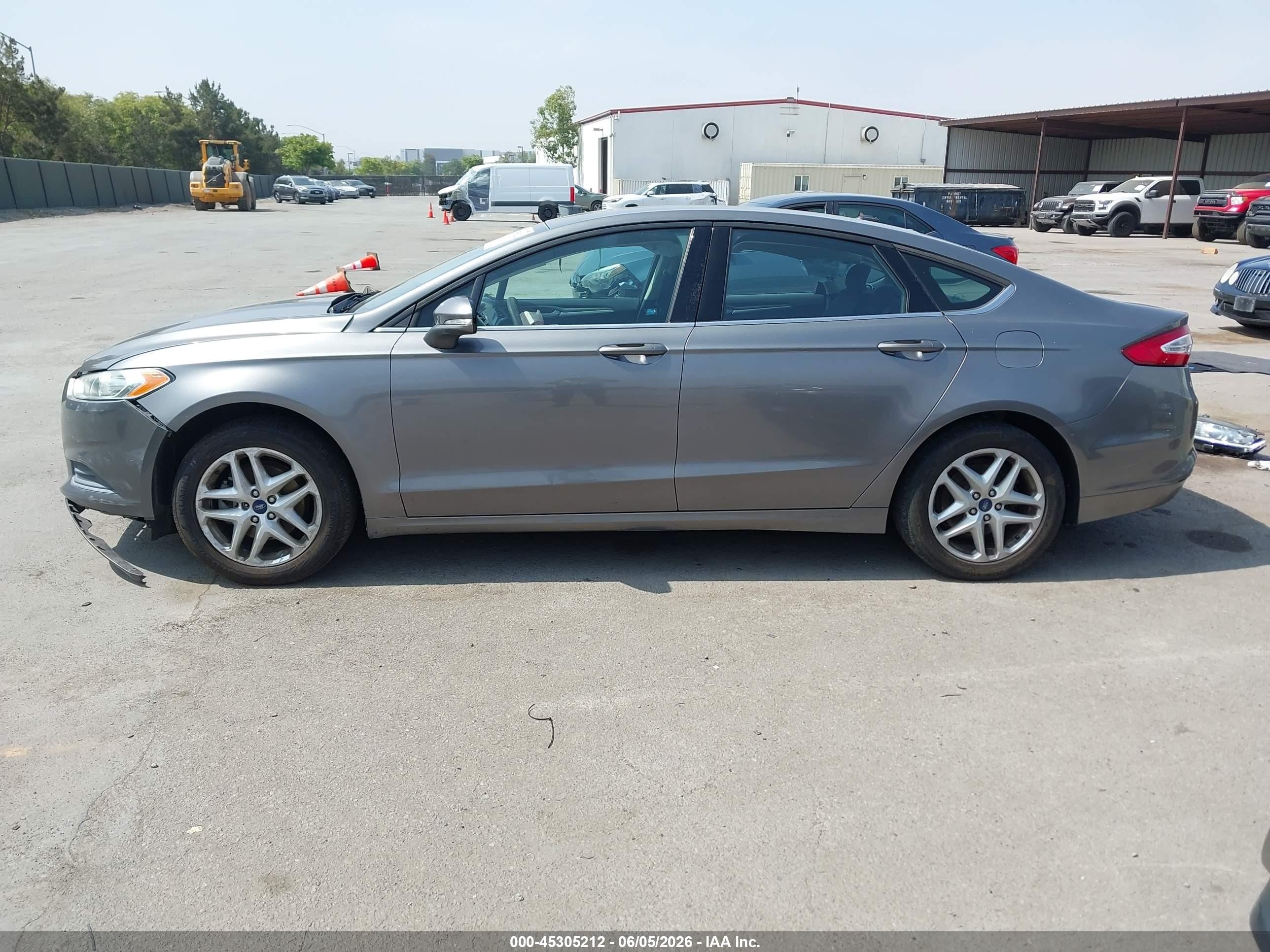 2013 Ford Fusion Se Gray vin: 3FA6P0H75DR373134
