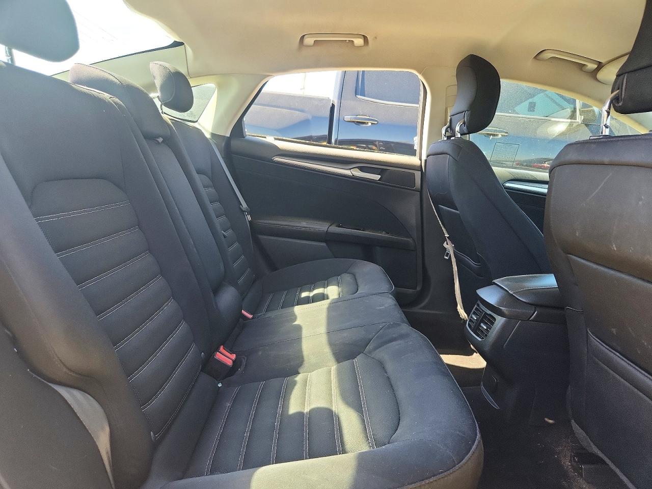 2013 Ford Fusion Se Синий vin: 3FA6P0H75DR386580