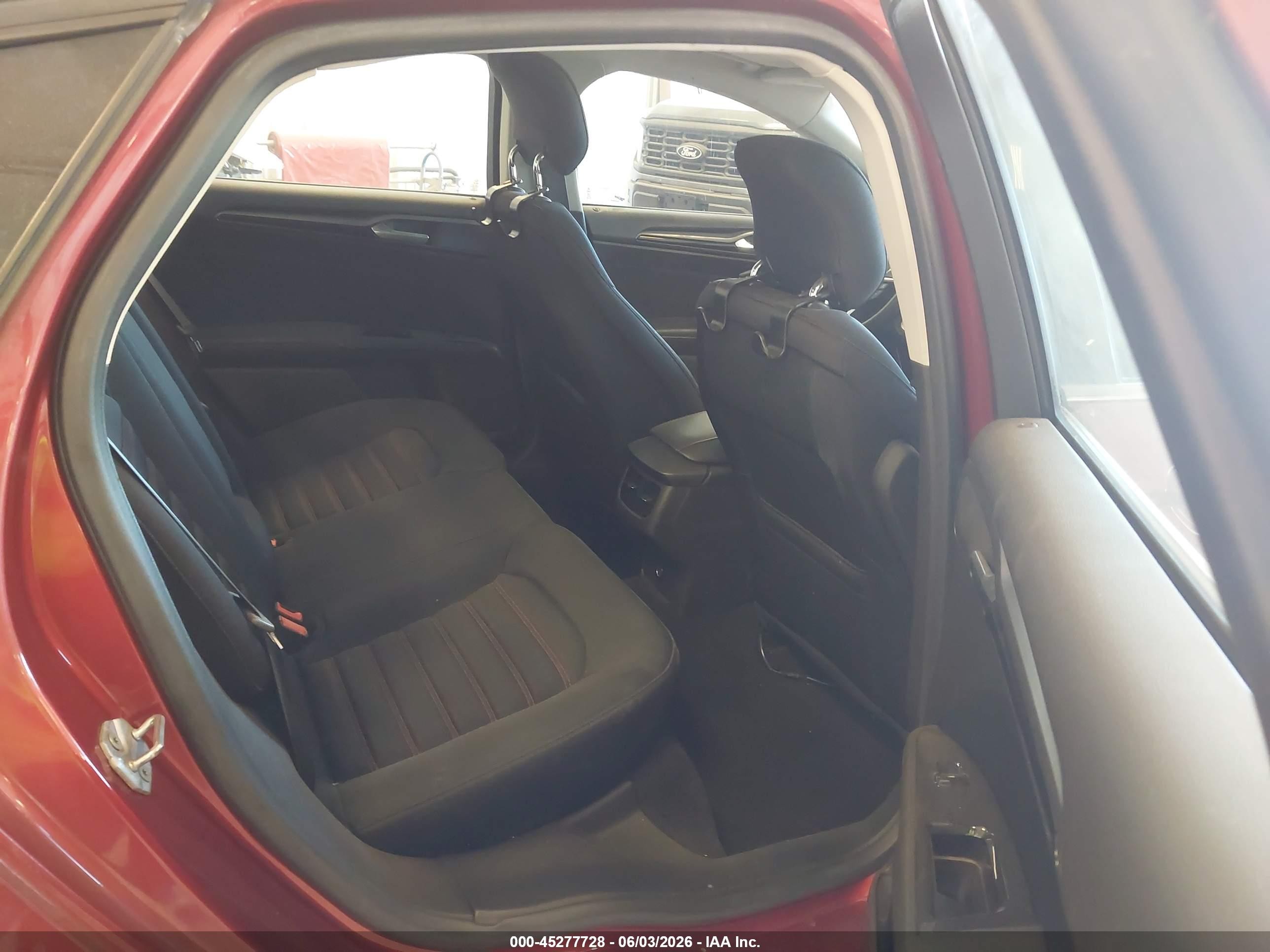 2014 Ford Fusion Se Red vin: 3FA6P0H75ER120798