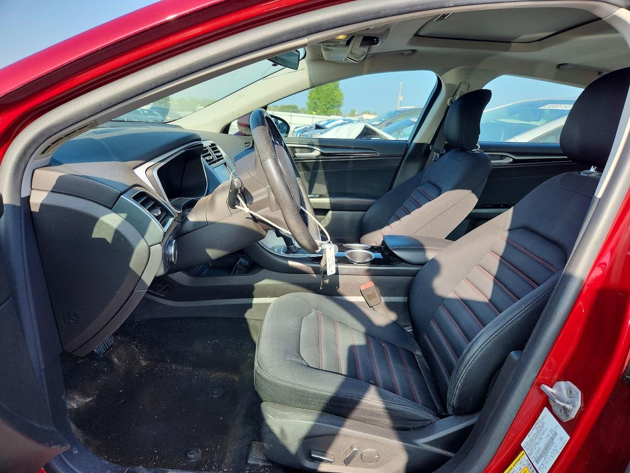 2014 Ford Fusion Se Red vin: 3FA6P0H75ER127380