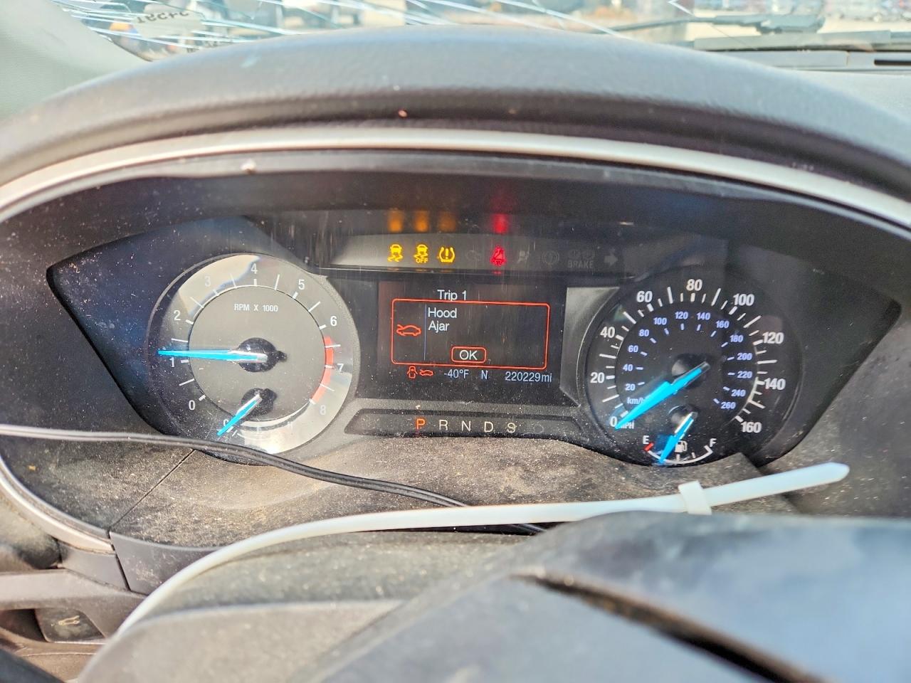 2014 Ford Fusion Se Серый vin: 3FA6P0H75ER156376