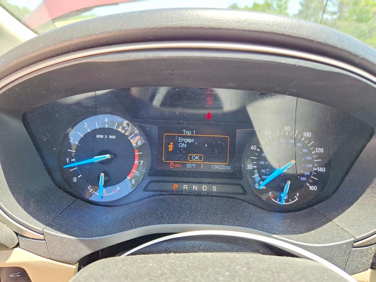 2014 Ford Fusion Se Красный vin: 3FA6P0H75ER173498