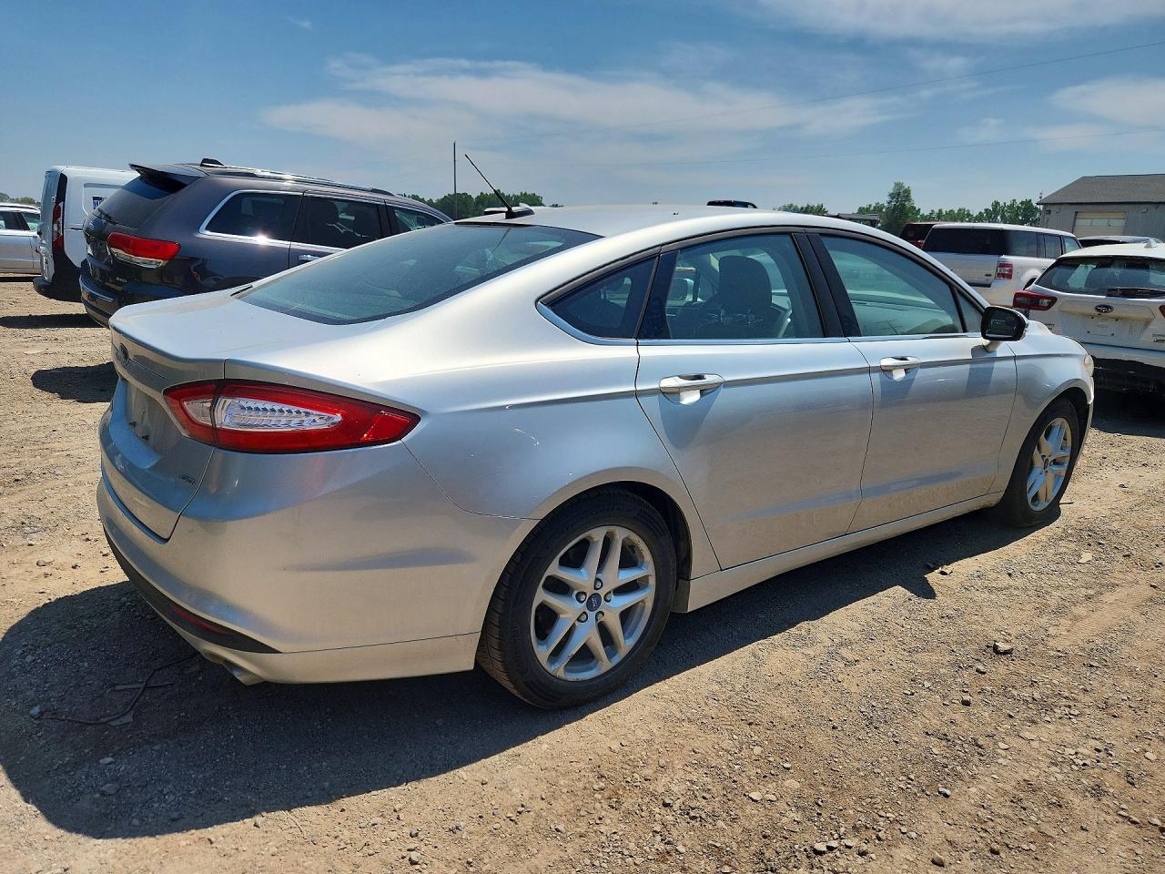2014 Ford Fusion Se Silver vin: 3FA6P0H75ER184016