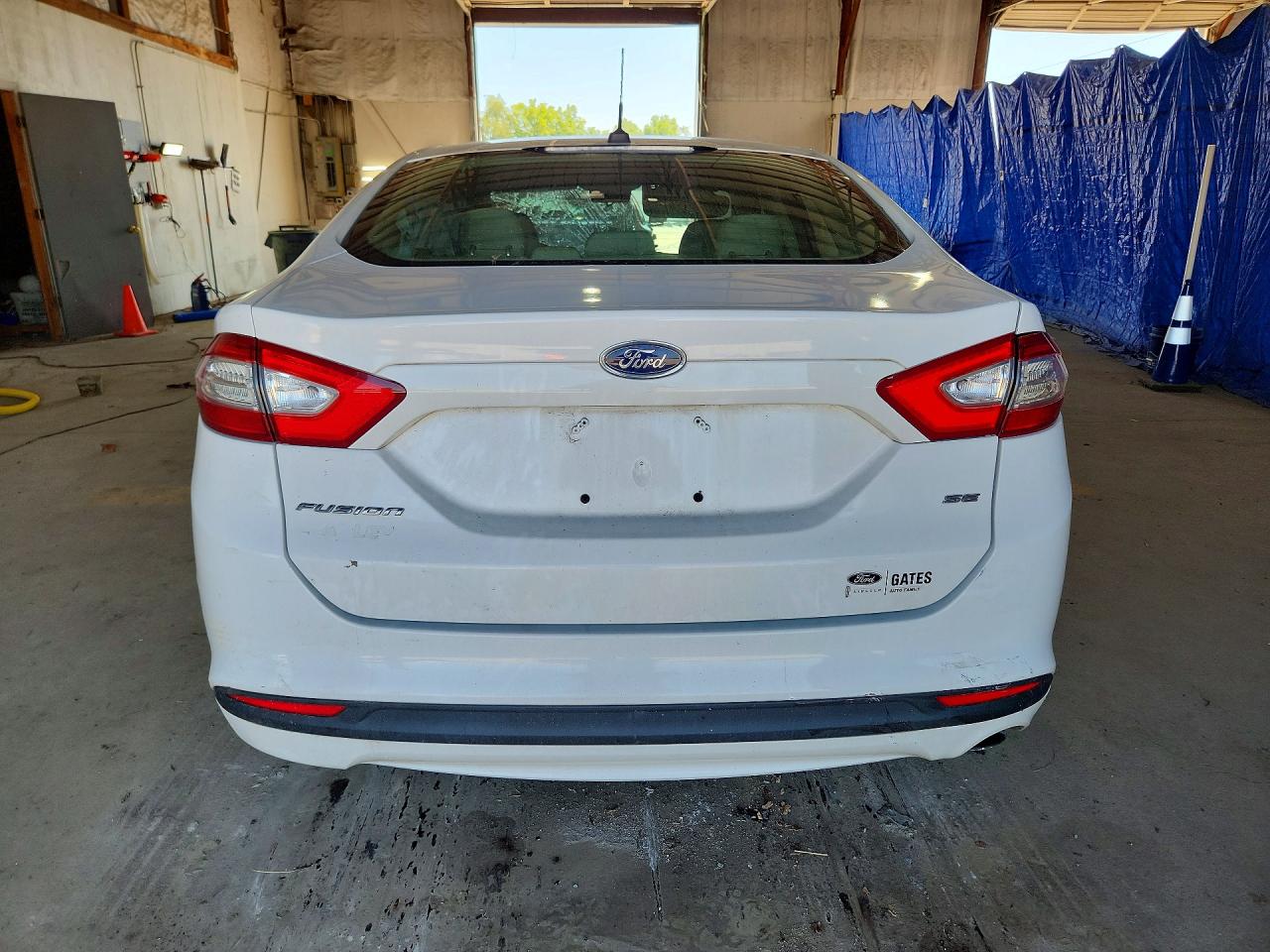 2014 Ford Fusion White vin: 3FA6P0H75ER198658