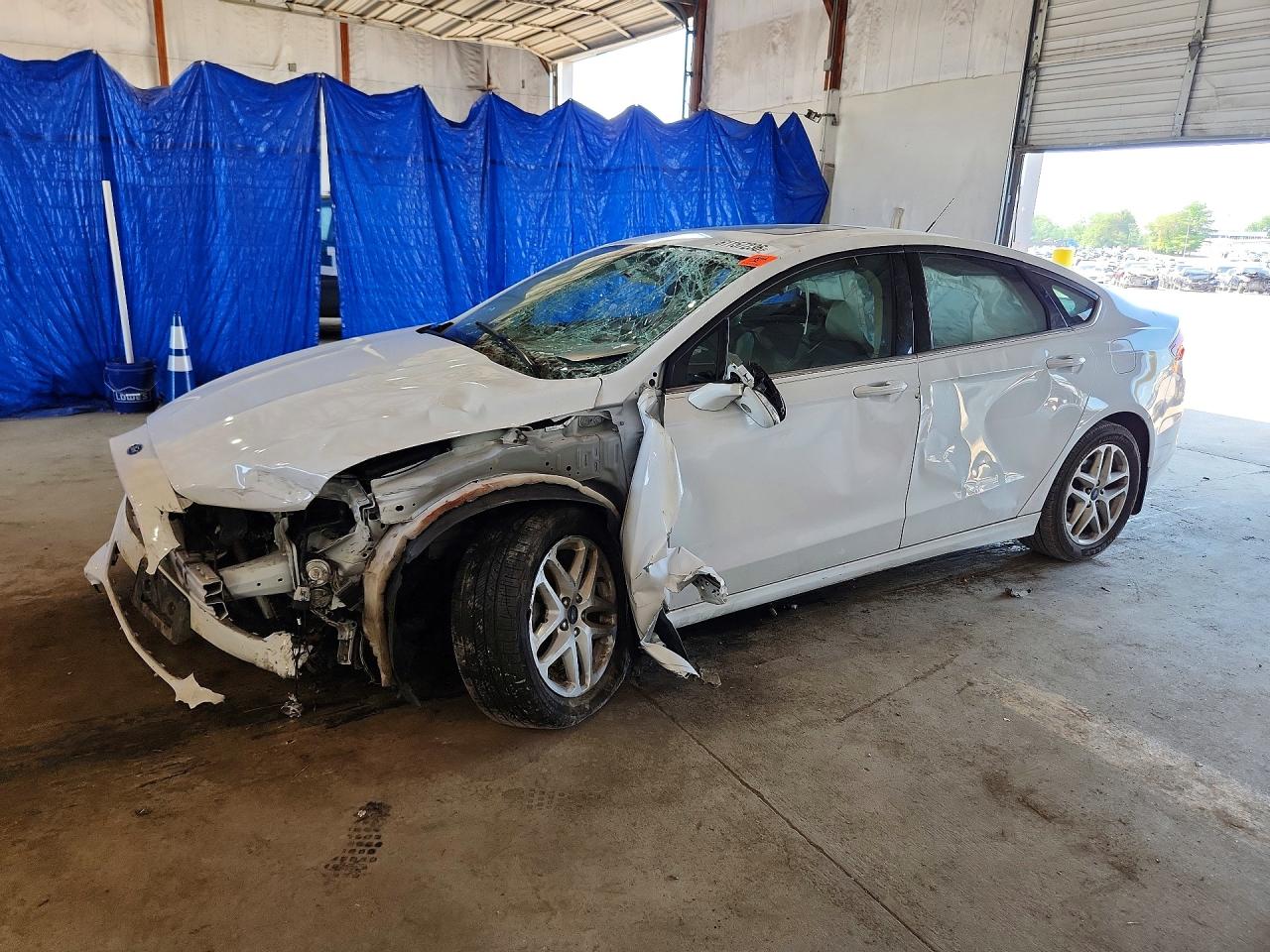 2014 Ford Fusion Белый vin: 3FA6P0H75ER198658