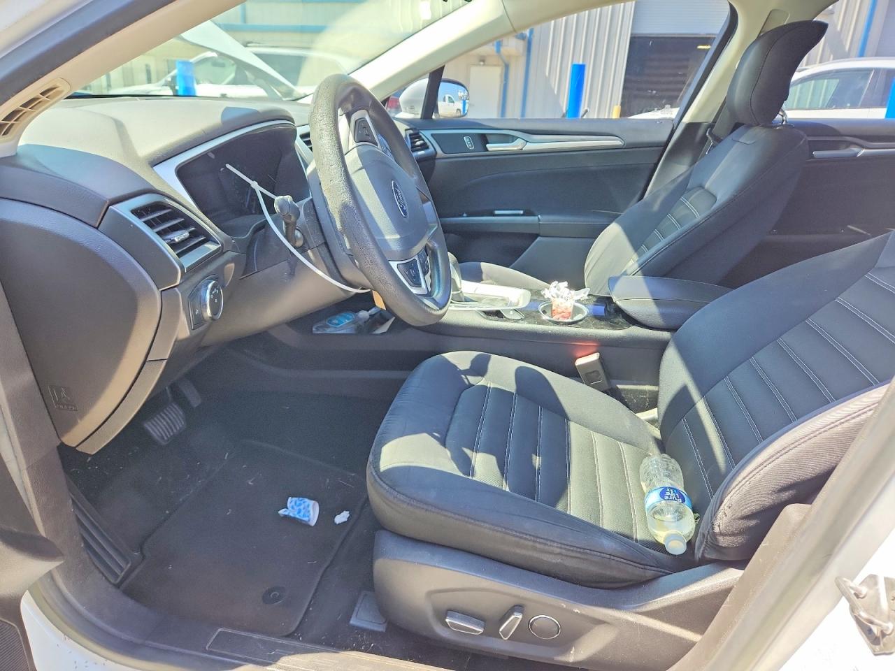 2014 Ford Fusion Se White vin: 3FA6P0H75ER261807