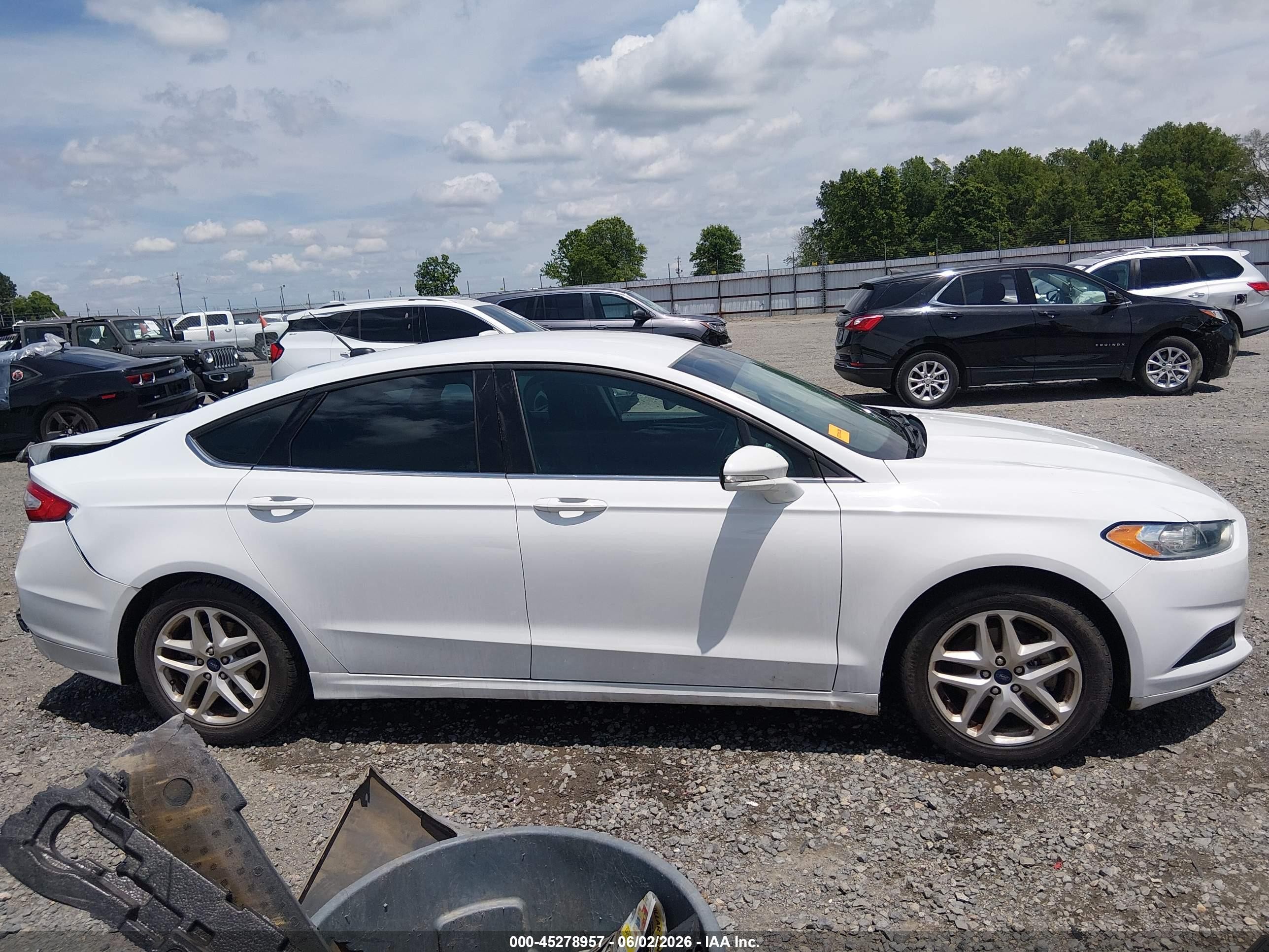2014 Ford Fusion Se White vin: 3FA6P0H75ER296461