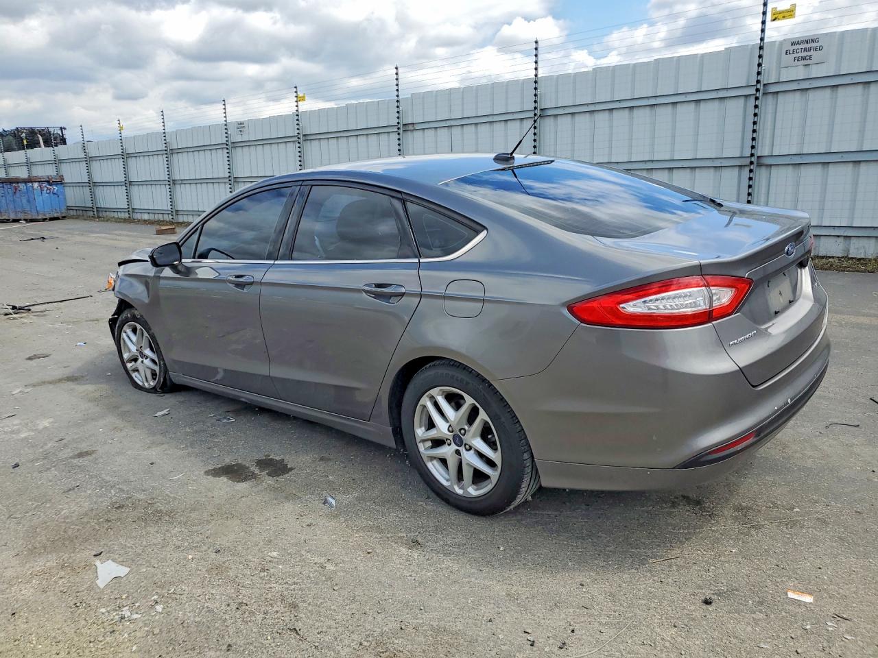 2014 Ford Fusion Se Gray vin: 3FA6P0H75ER318331