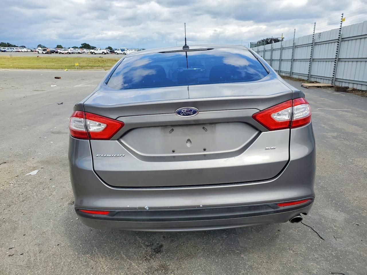 2014 Ford Fusion Se Gray vin: 3FA6P0H75ER318331