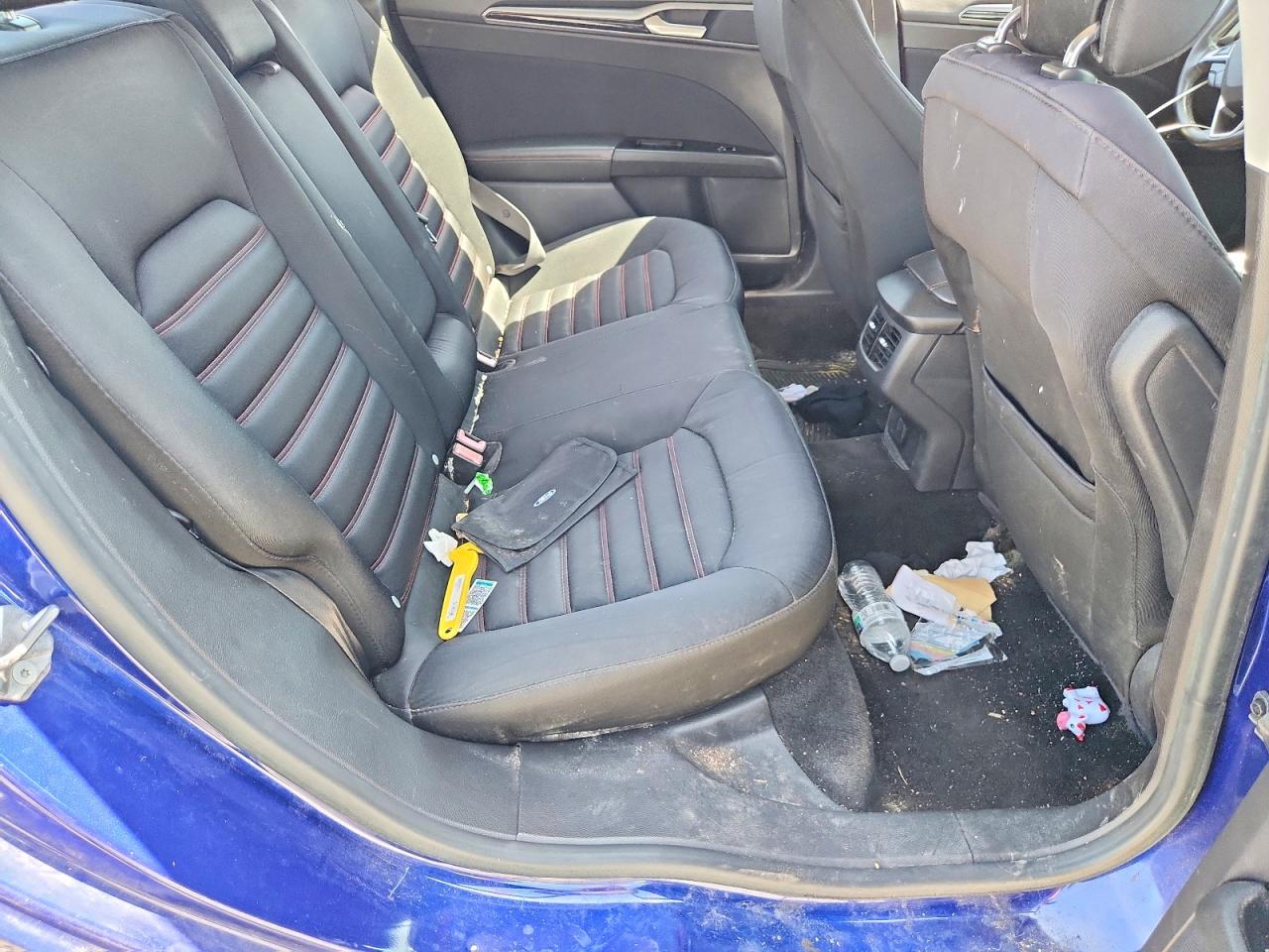 2014 Ford Fusion Se Blue vin: 3FA6P0H75ER338529