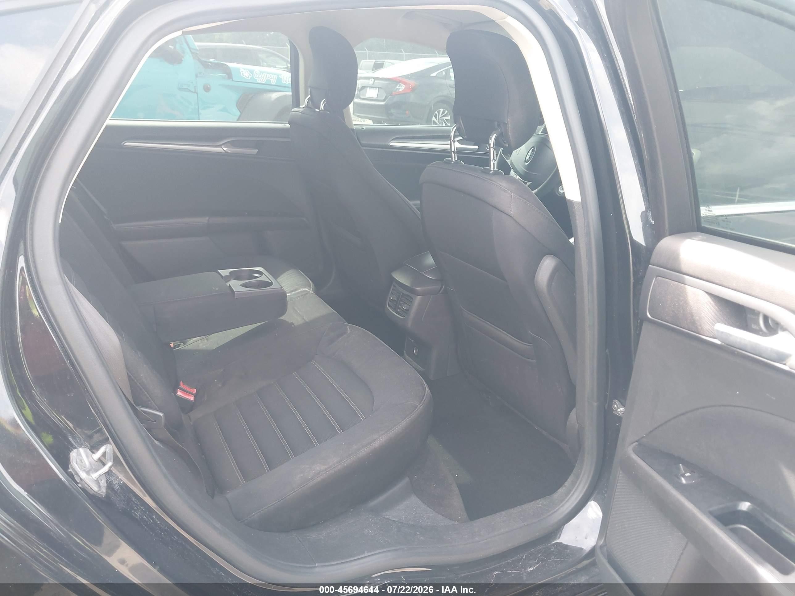 2014 Ford Fusion Se Черный vin: 3FA6P0H75ER349871