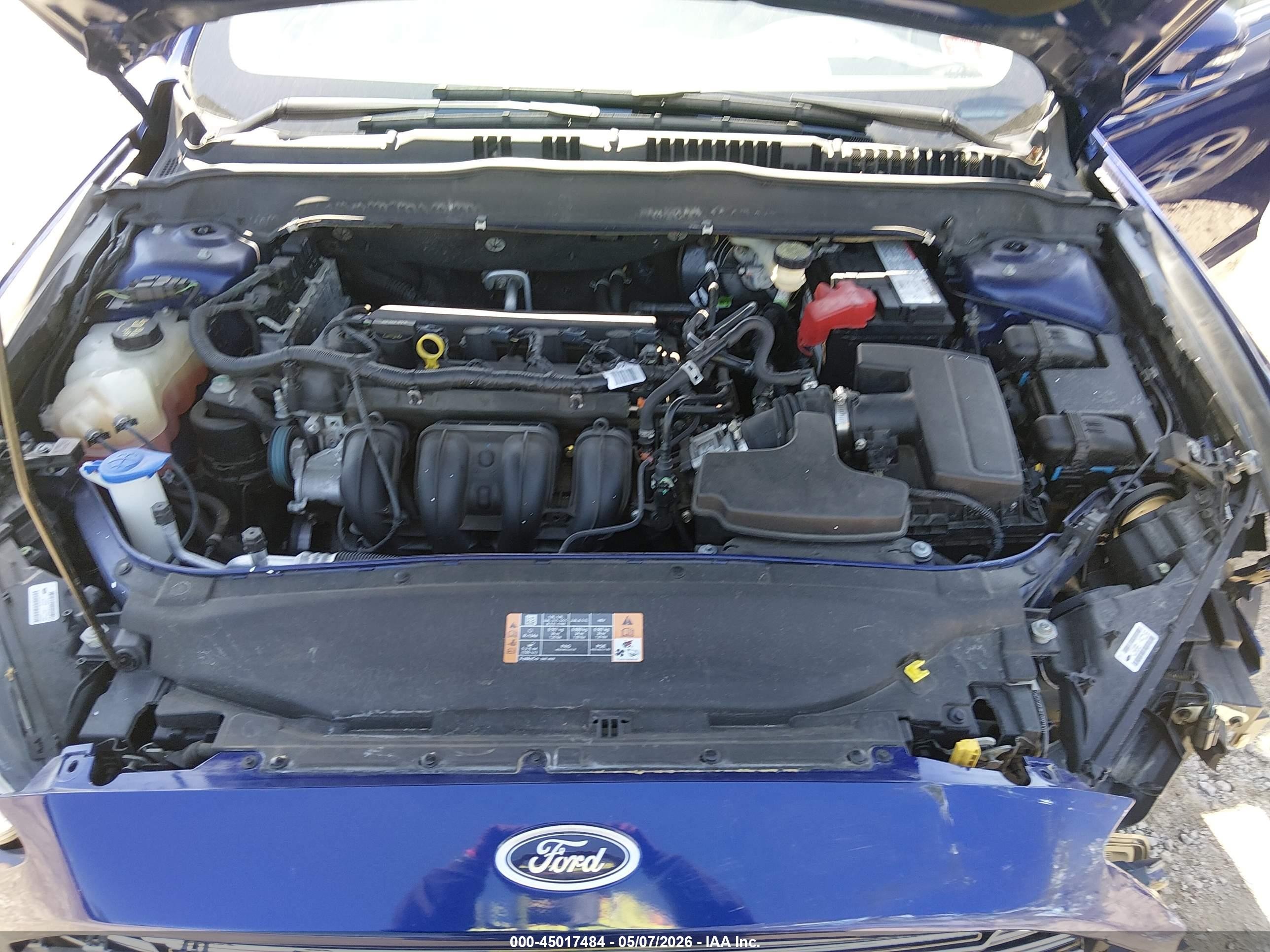 2014 Ford Fusion Se Синий vin: 3FA6P0H75ER374768