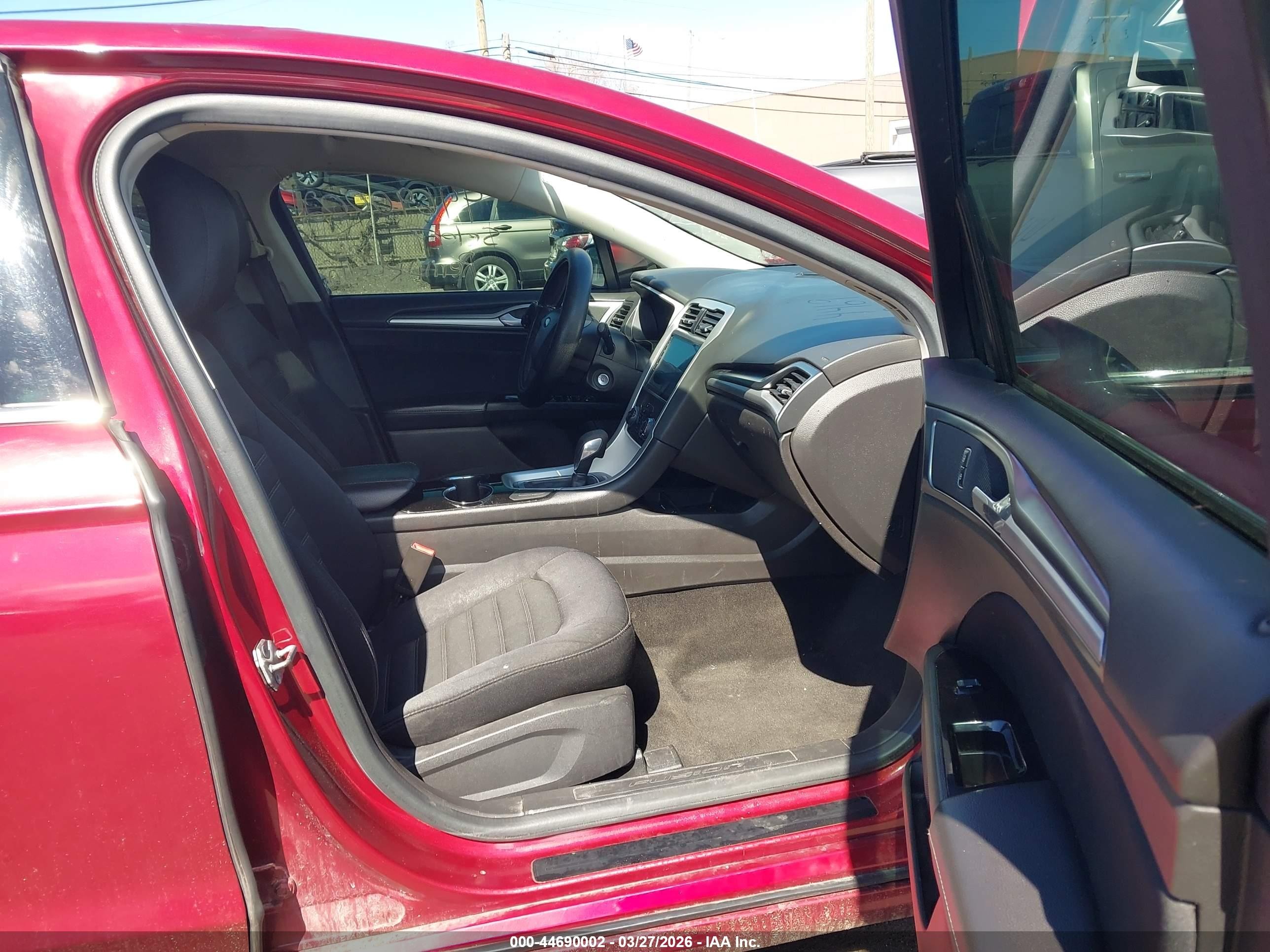 2014 Ford Fusion Se Red vin: 3FA6P0H75ER375967