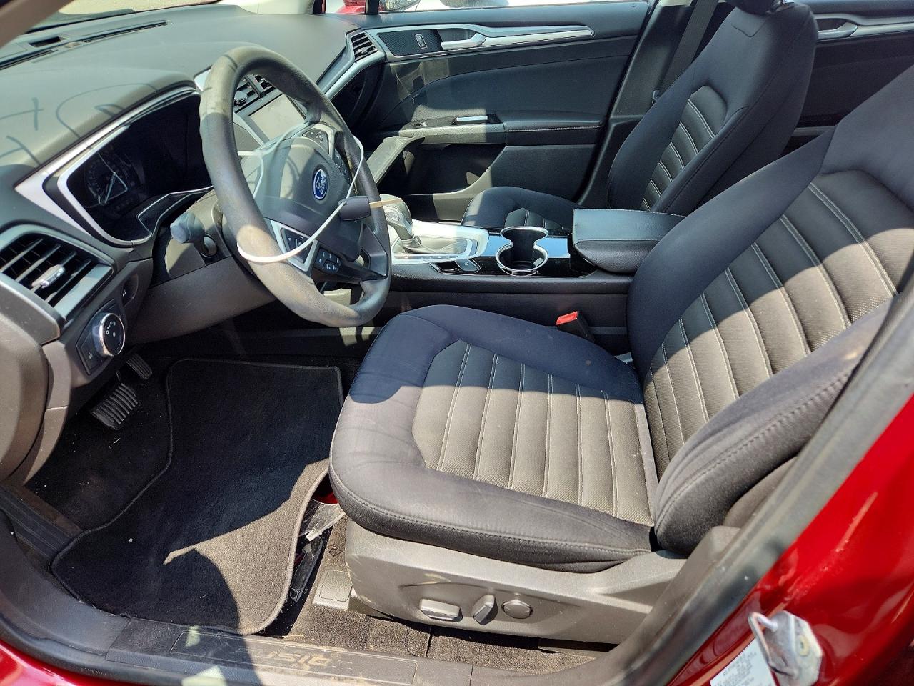 2014 Ford Fusion Se Red vin: 3FA6P0H75ER390145