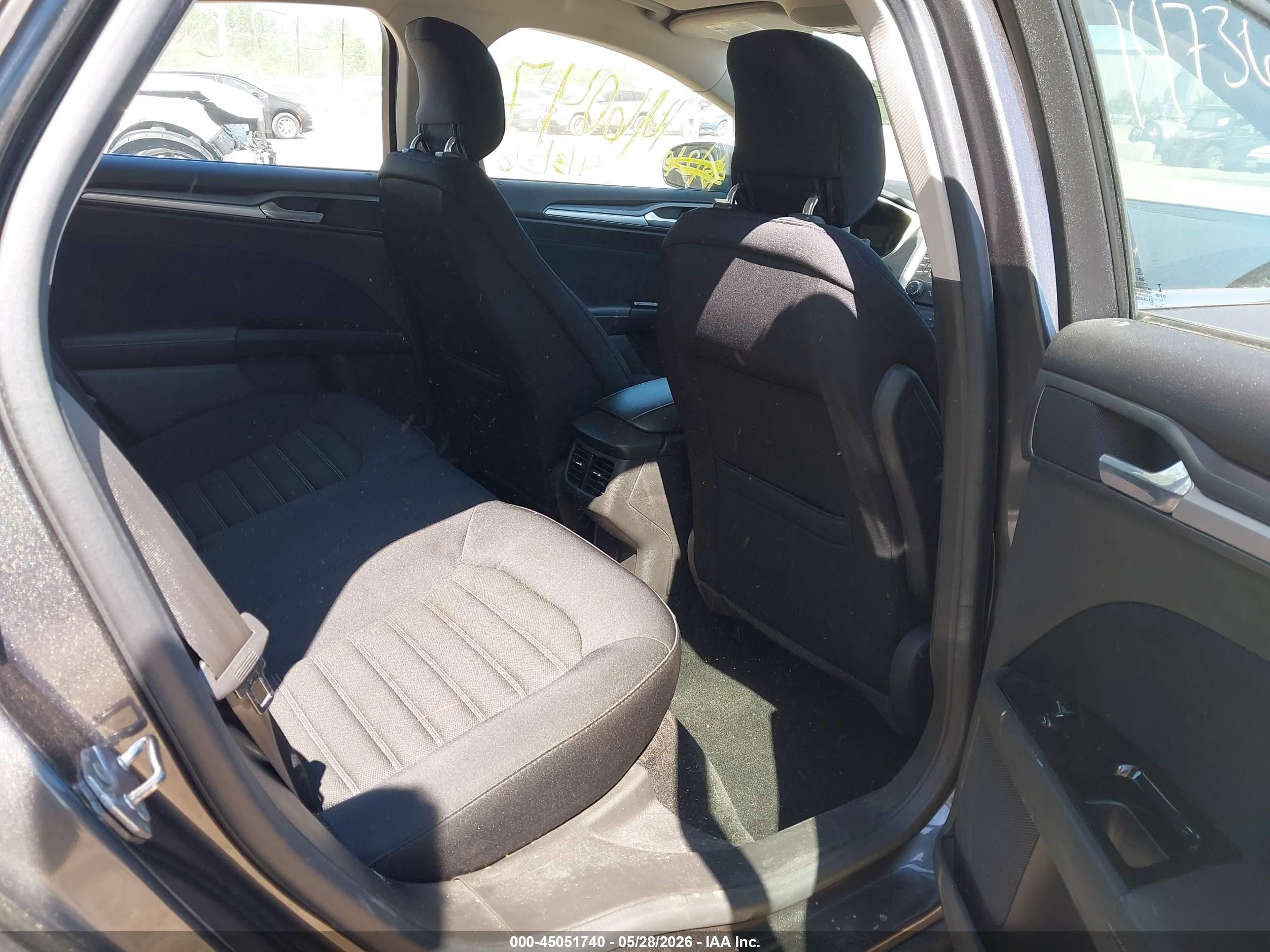 2015 Ford Fusion Se Серый vin: 3FA6P0H75FR112184