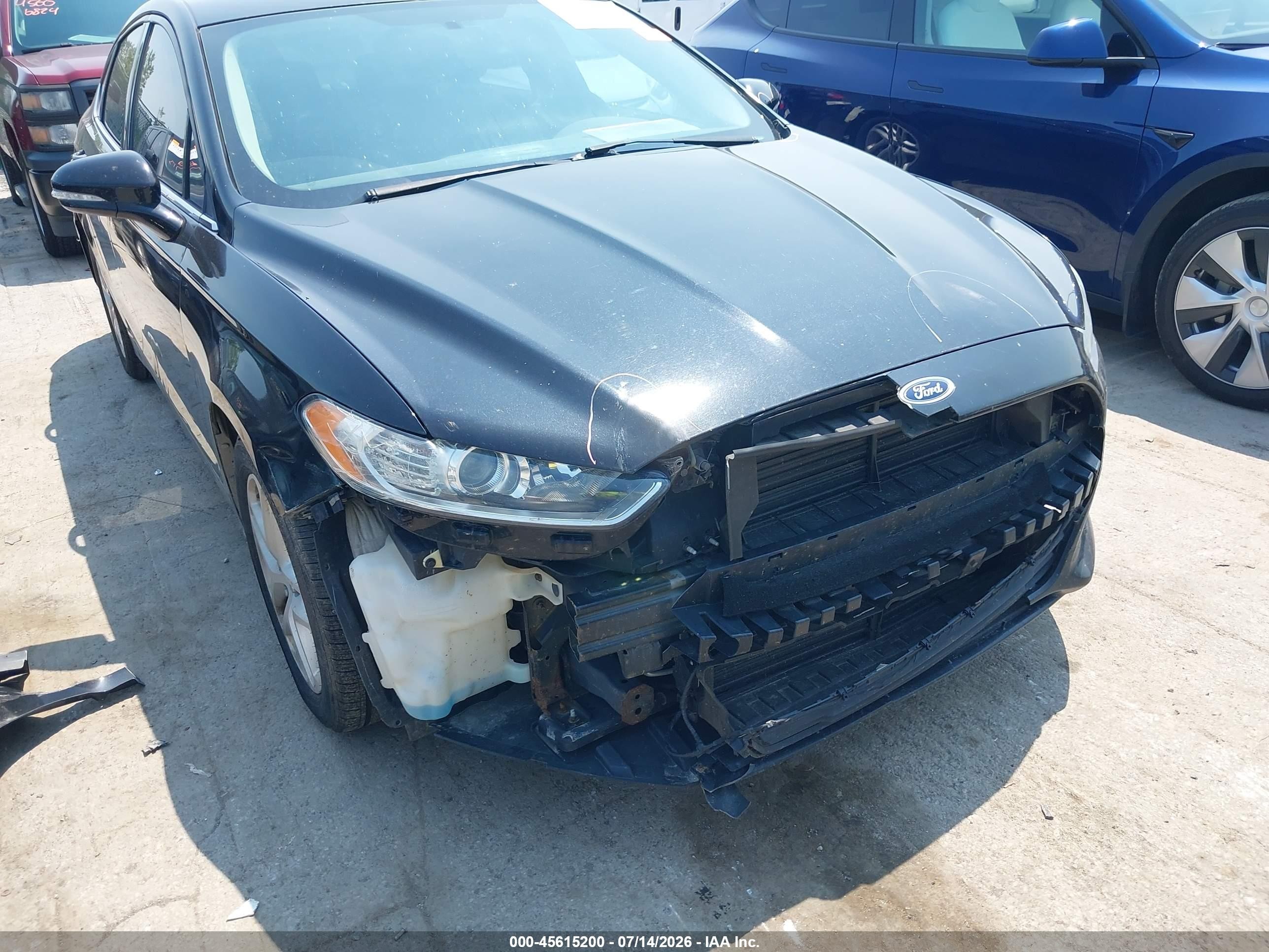 2015 Ford Fusion Se Черный vin: 3FA6P0H75FR112234