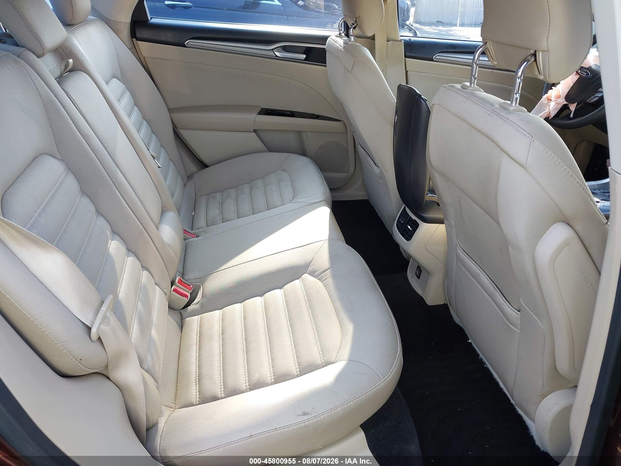 2015 Ford Fusion Se Red vin: 3FA6P0H75FR117773