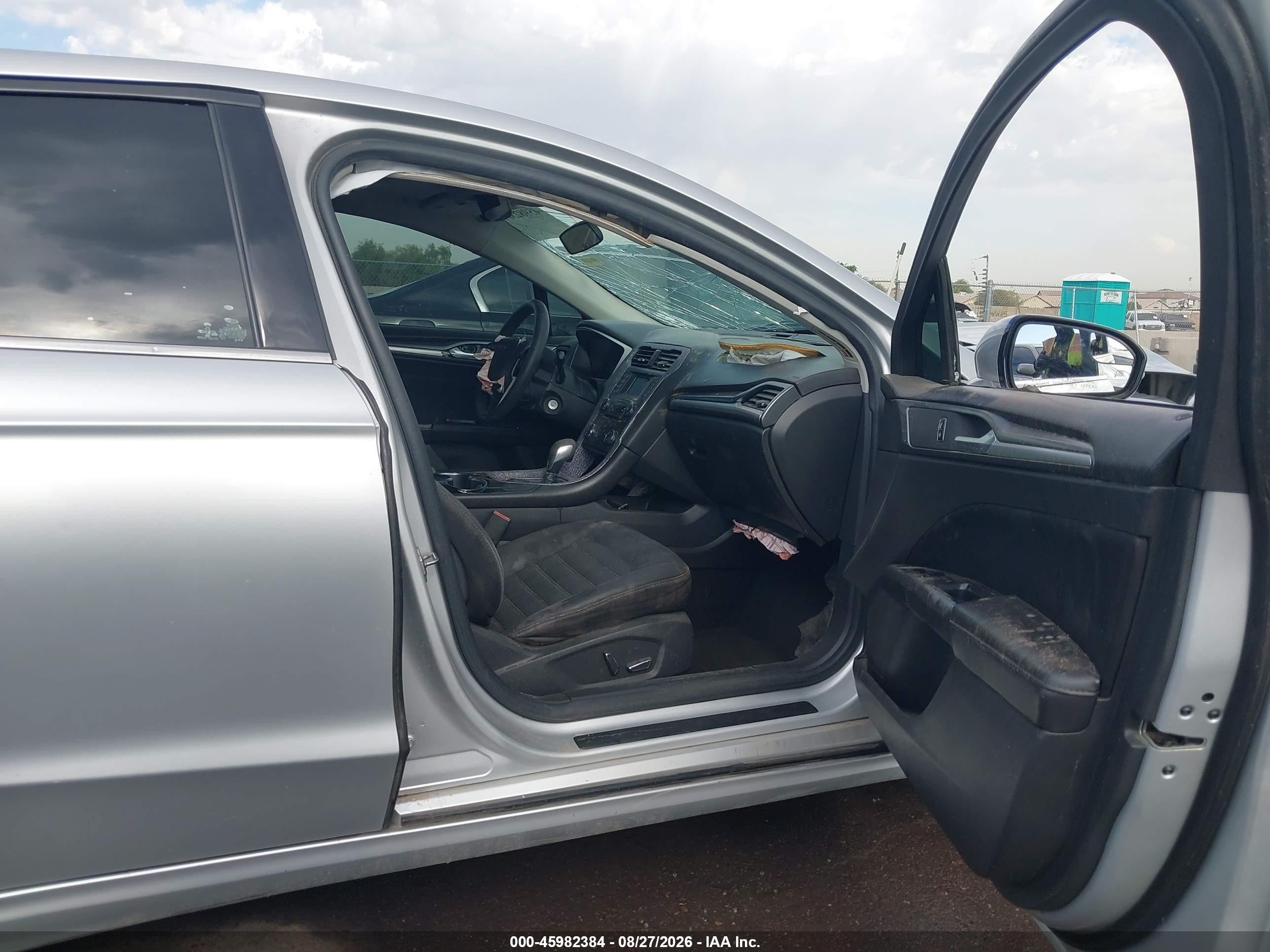 2015 Ford Fusion Se Silver vin: 3FA6P0H75FR130622