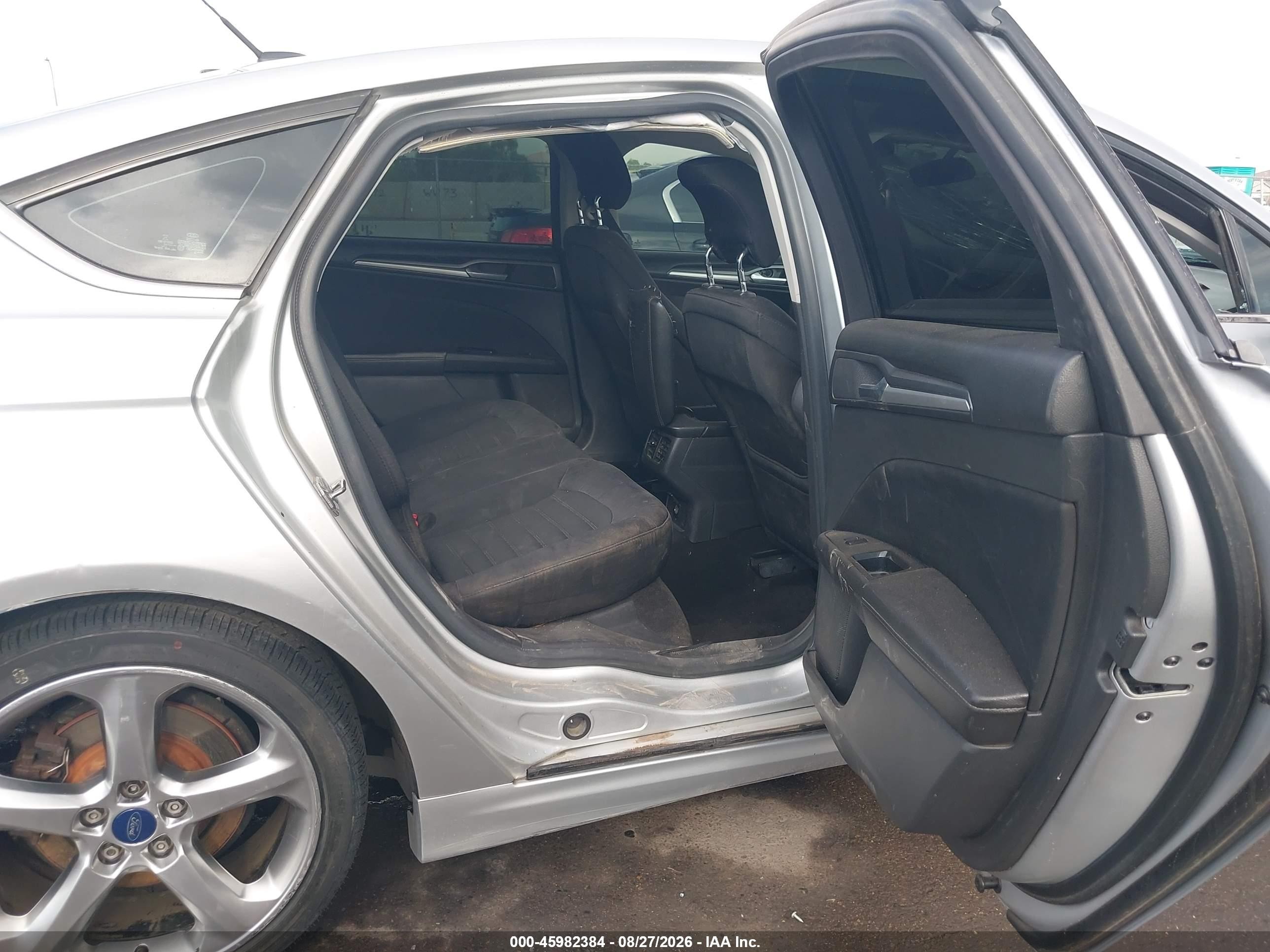 2015 Ford Fusion Se Silver vin: 3FA6P0H75FR130622