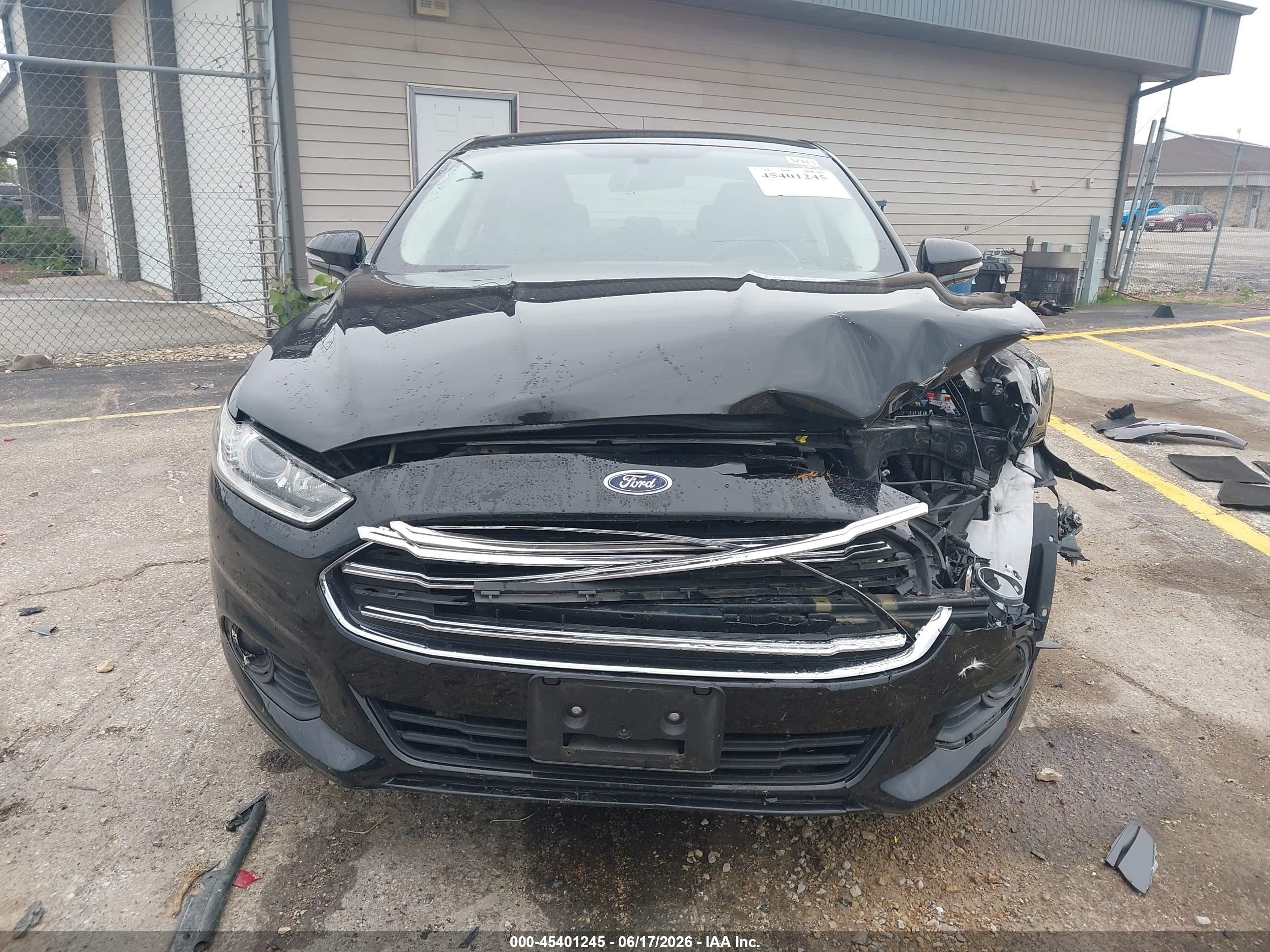 2015 Ford Fusion Se Черный vin: 3FA6P0H75FR135514
