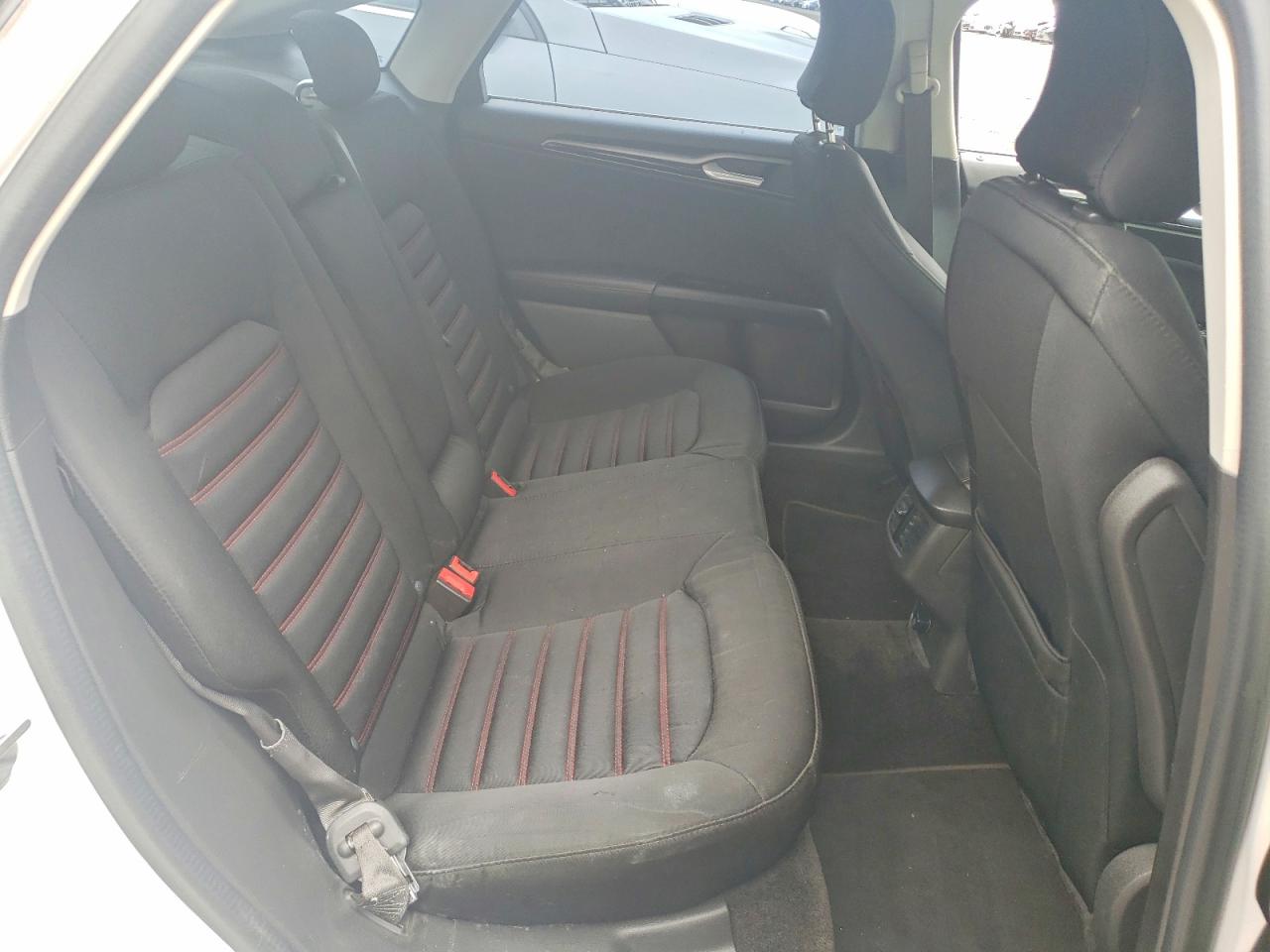 2015 Ford Fusion Se White vin: 3FA6P0H75FR170294