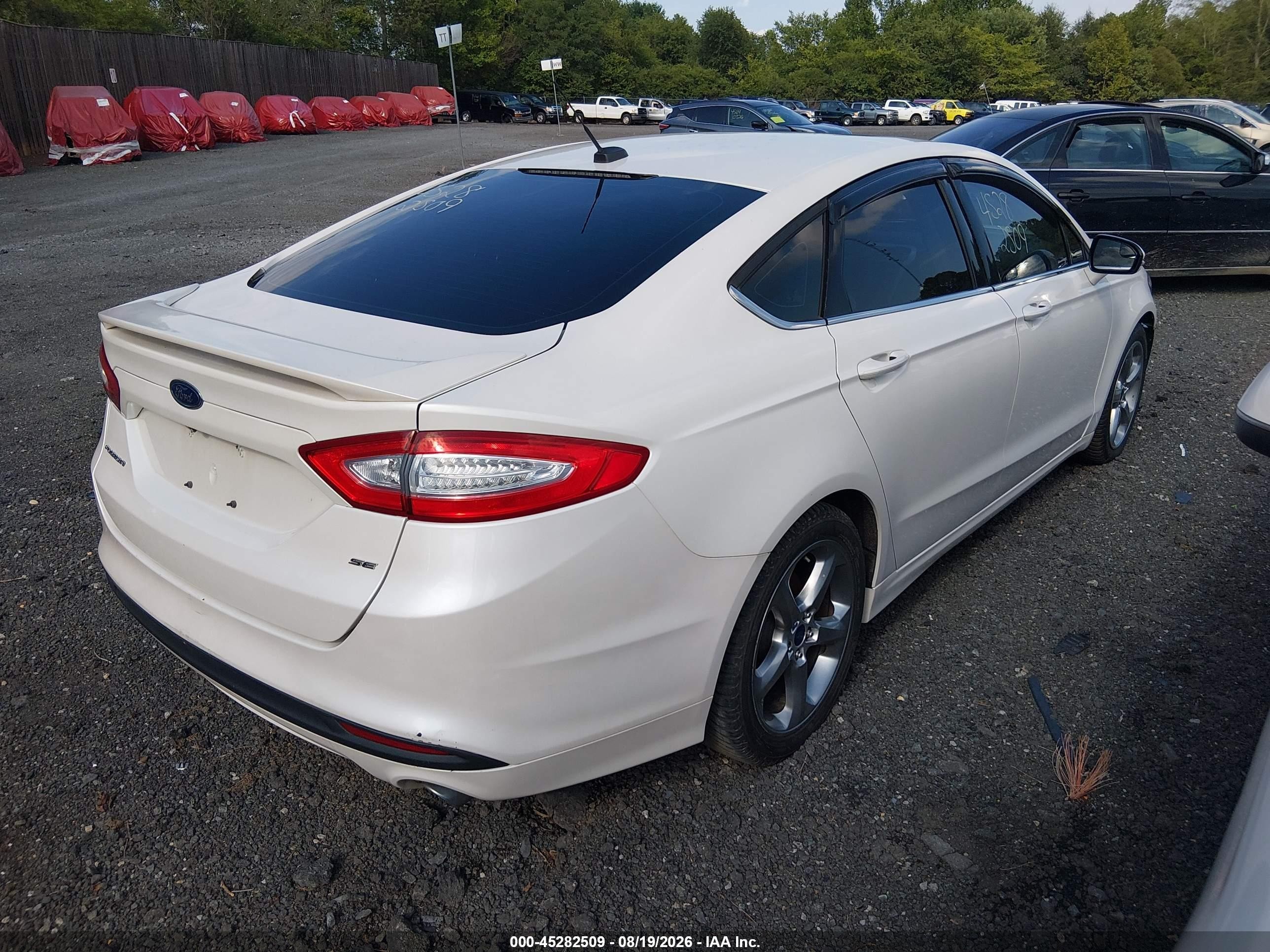 2015 Ford Fusion Se White vin: 3FA6P0H75FR178671