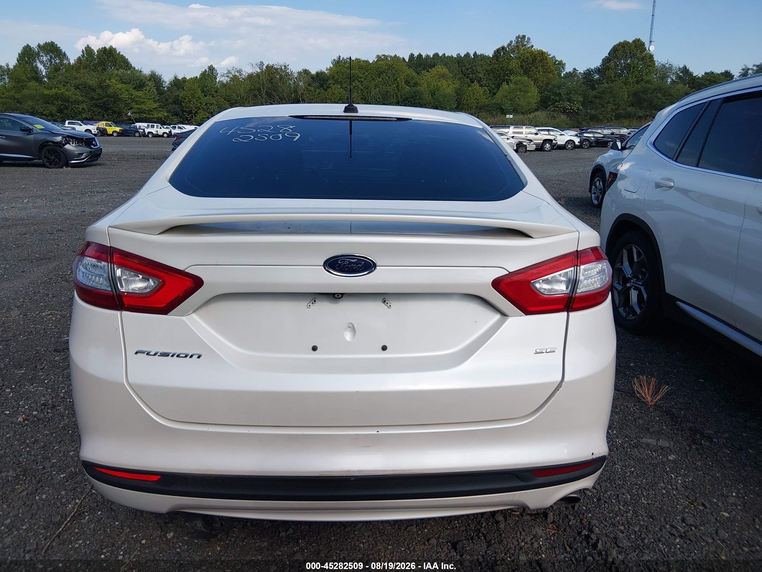 2015 Ford Fusion Se White vin: 3FA6P0H75FR178671