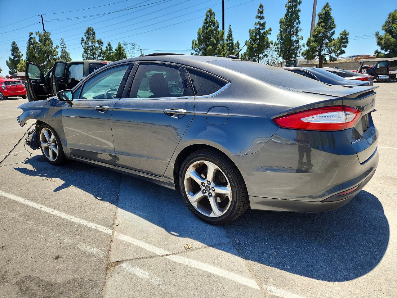 2015 Ford Fusion Se Серый vin: 3FA6P0H75FR199035