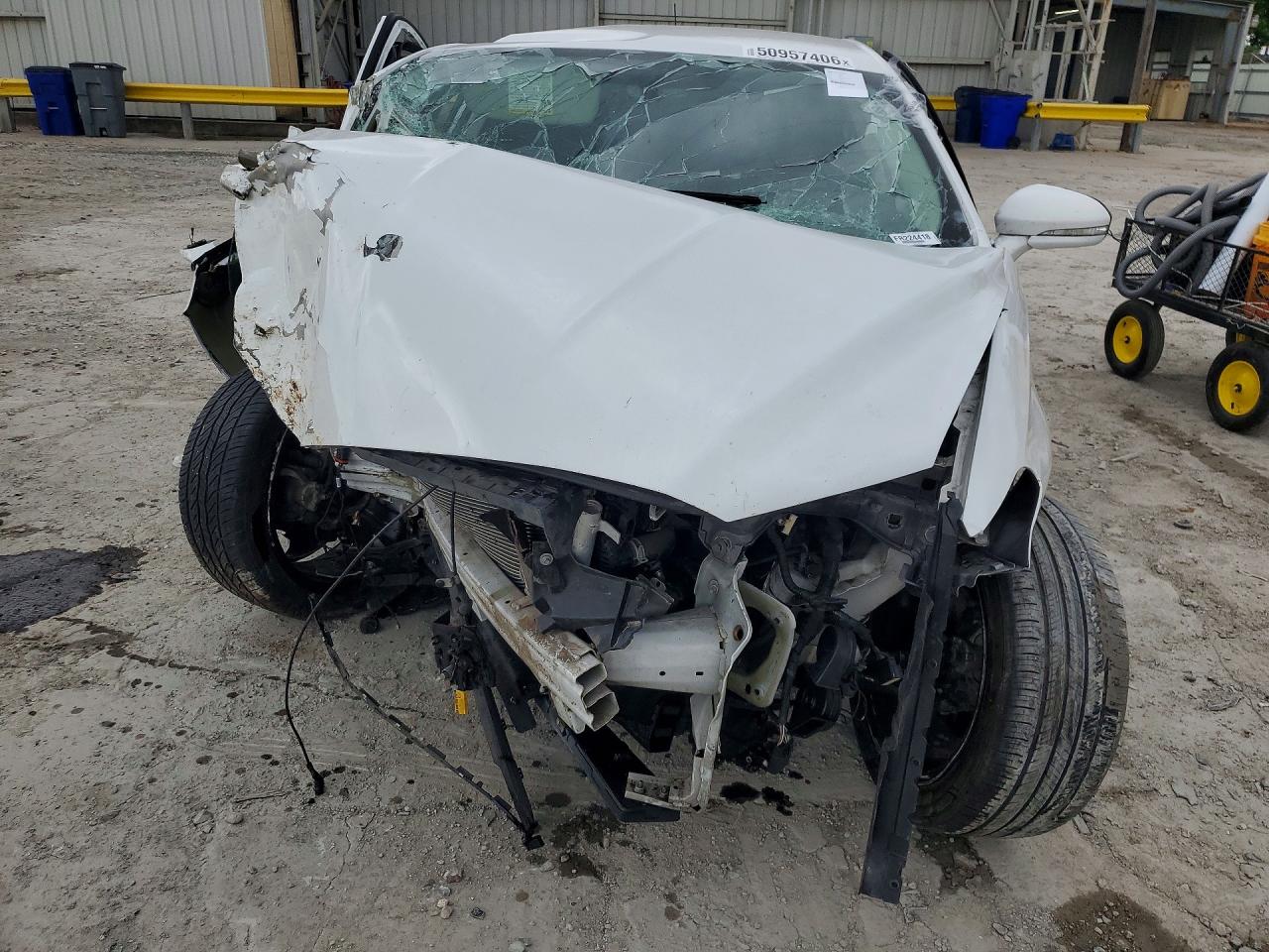 2015 Ford Fusion Se White vin: 3FA6P0H75FR224418