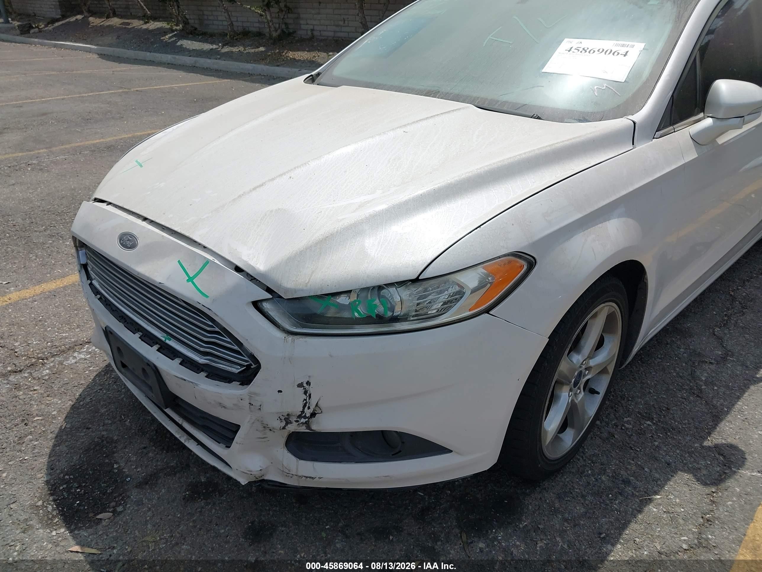 2015 Ford Fusion Se Белый vin: 3FA6P0H75FR234818