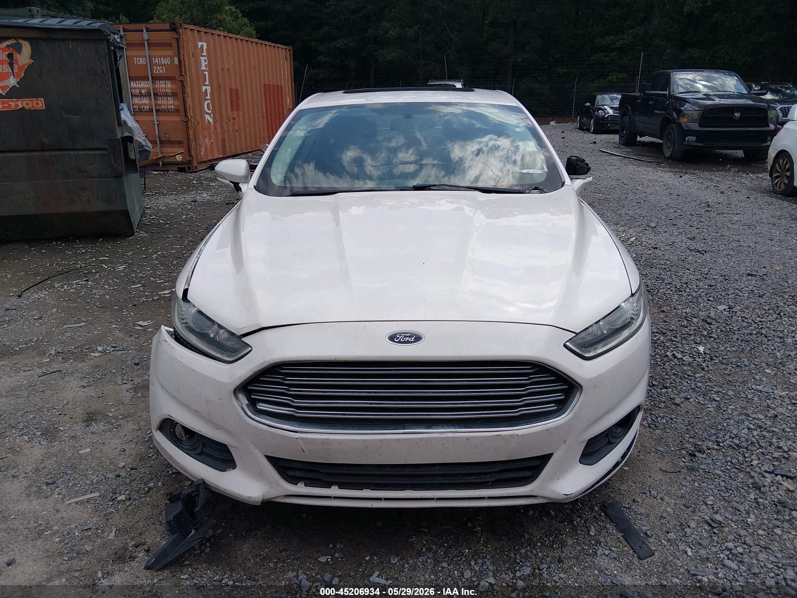 2015 Ford Fusion Se White vin: 3FA6P0H75FR256138
