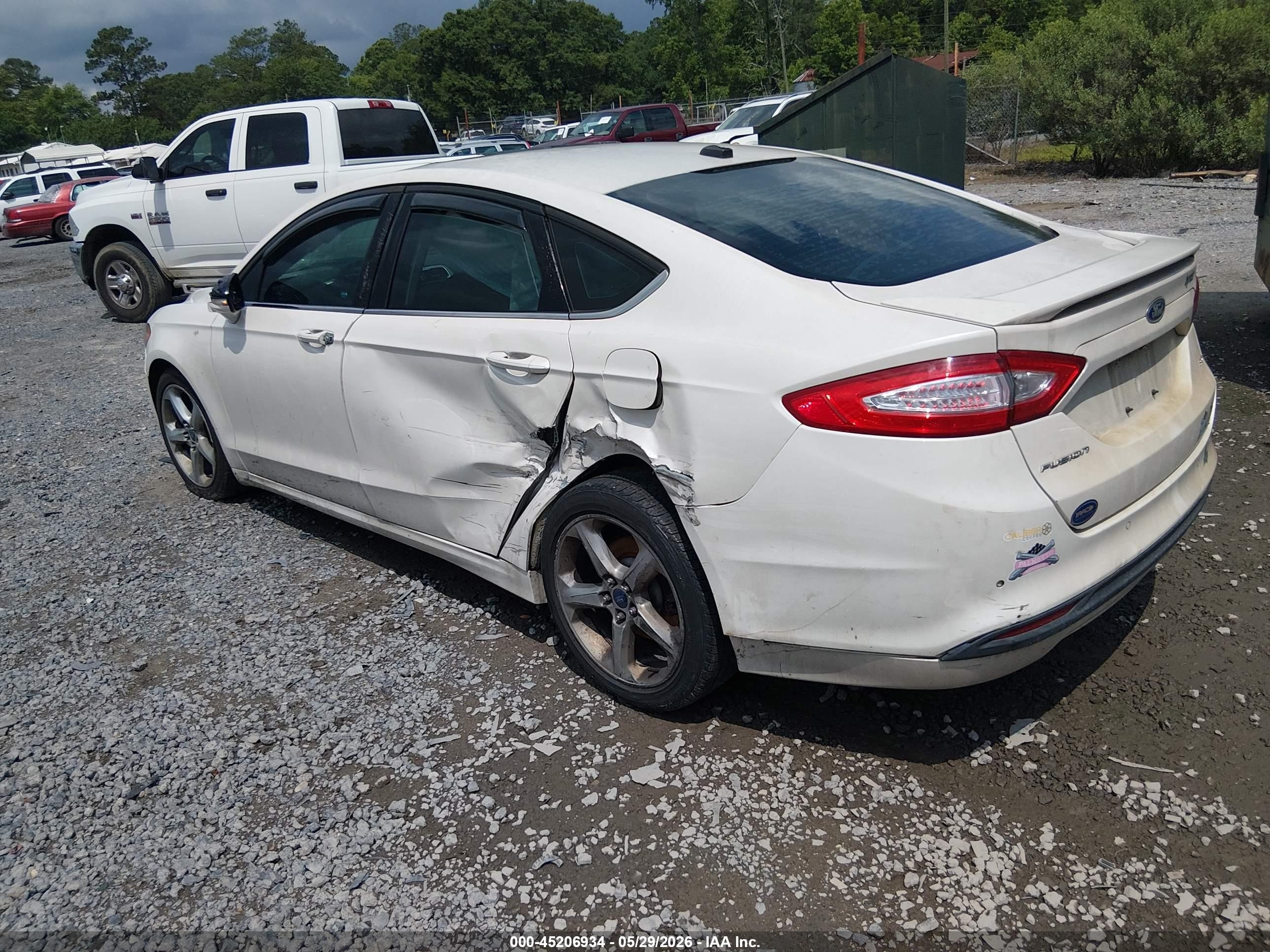 2015 Ford Fusion Se White vin: 3FA6P0H75FR256138