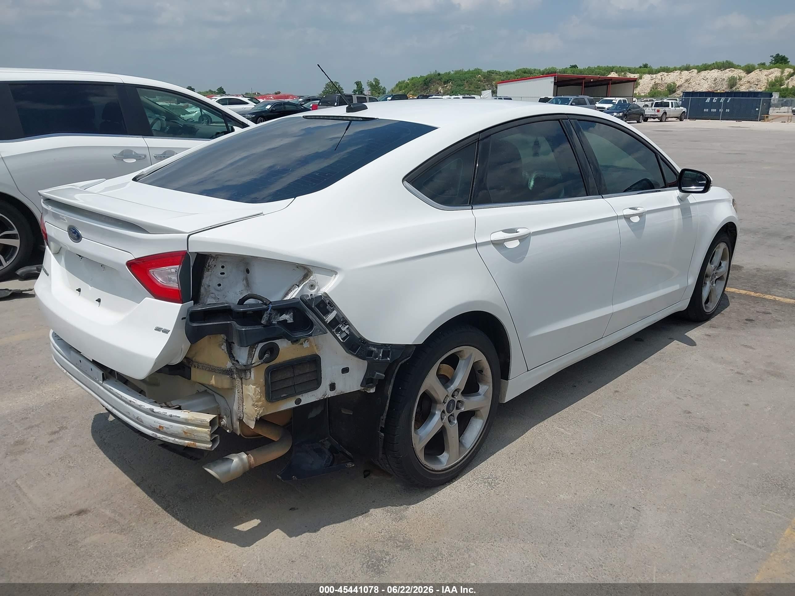 2015 Ford Fusion Se White vin: 3FA6P0H75FR304575
