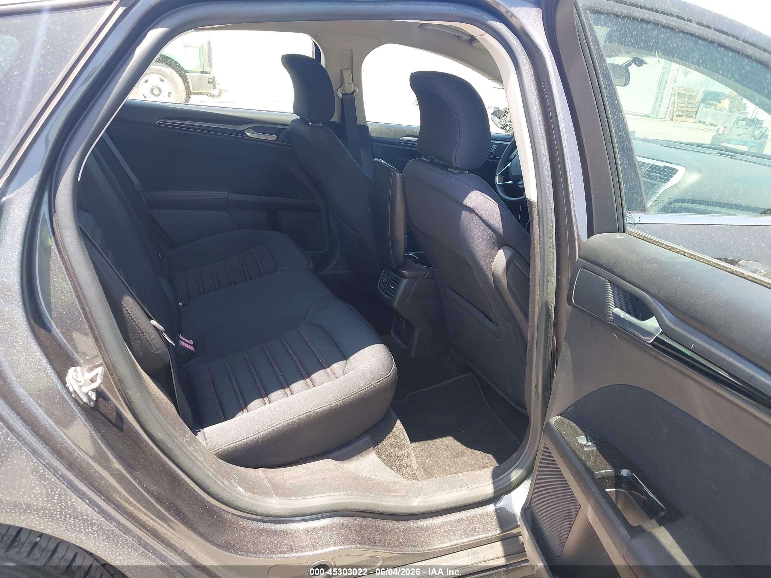 2016 Ford Fusion Se Gray vin: 3FA6P0H75GR173567