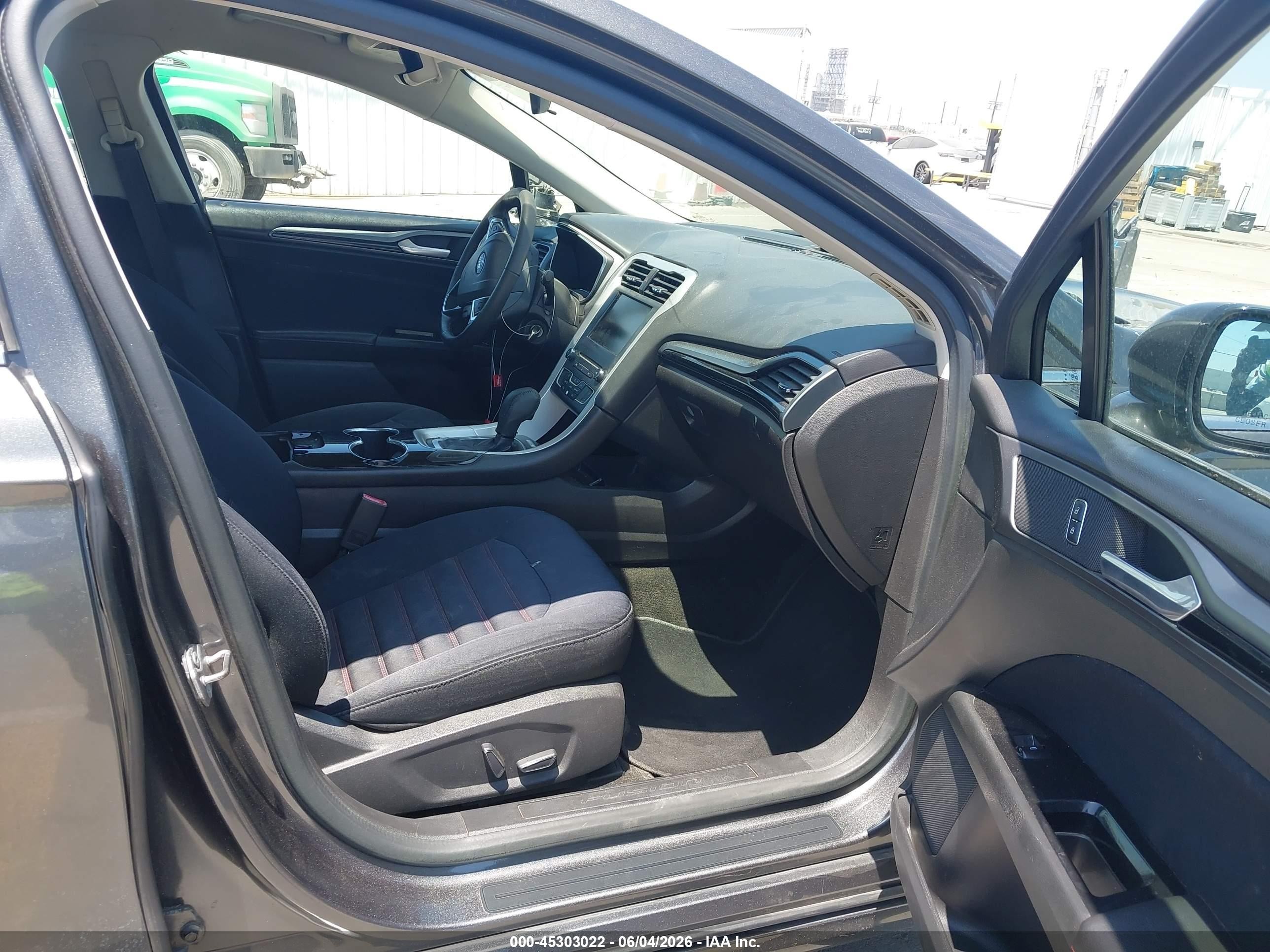 2016 Ford Fusion Se Gray vin: 3FA6P0H75GR173567
