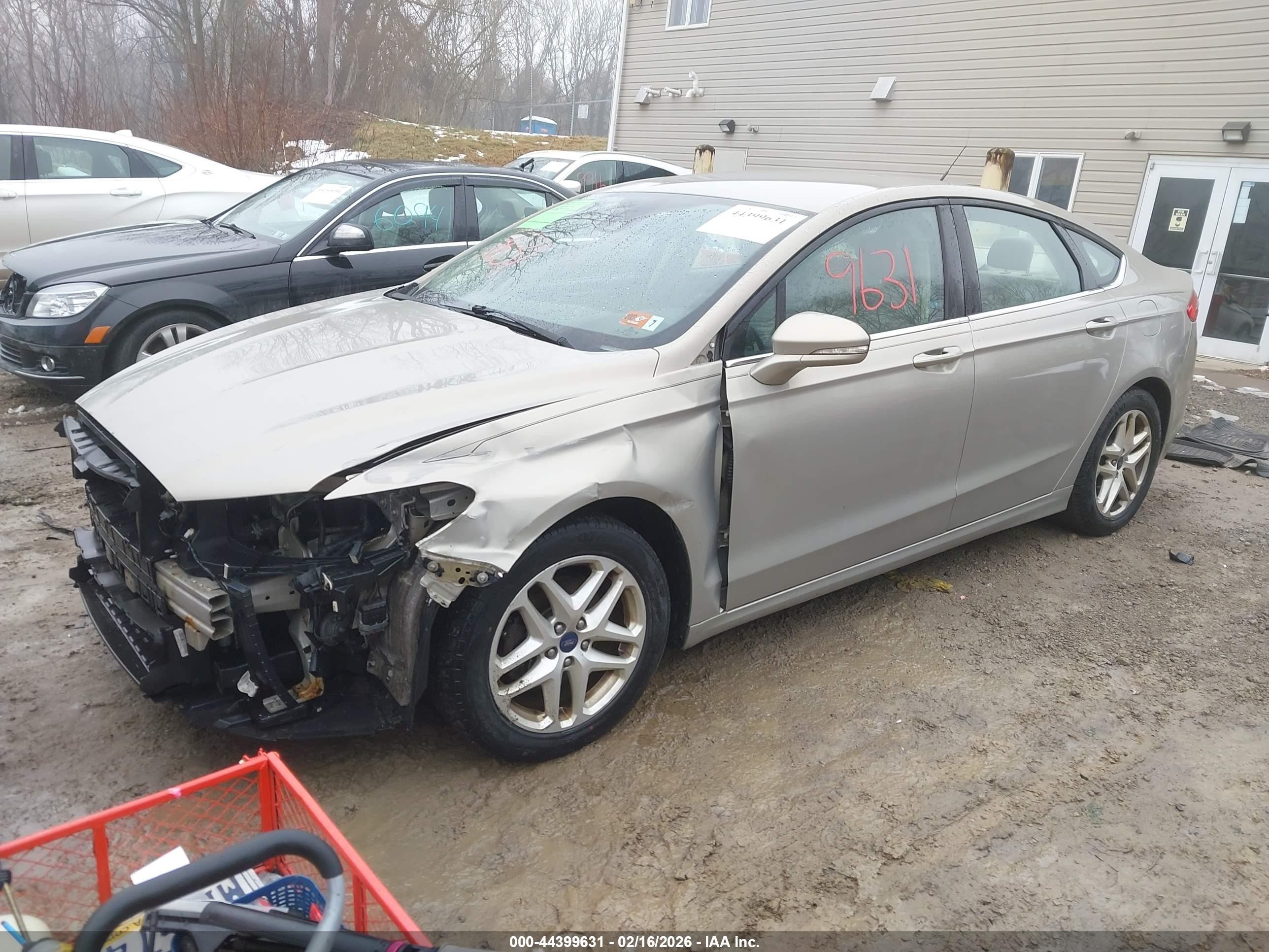2016 Ford Fusion Se Beige vin: 3FA6P0H75GR199831
