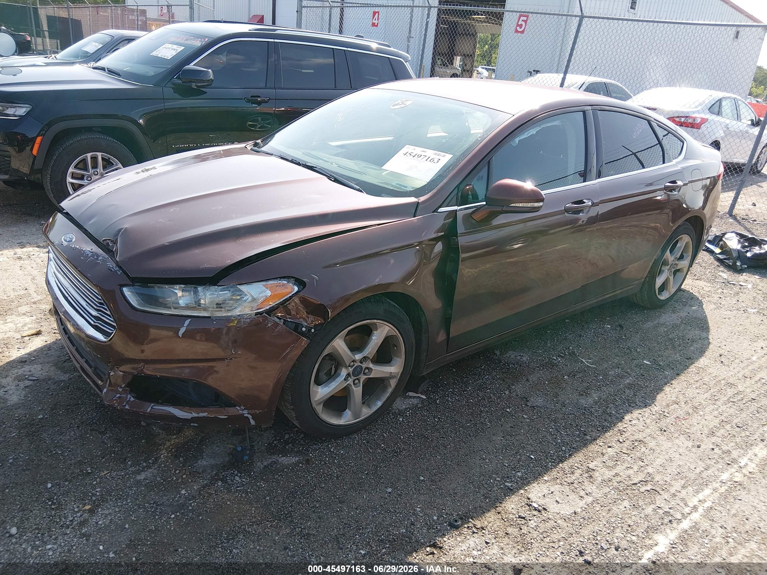 2016 Ford Fusion Se Коричневый vin: 3FA6P0H75GR237302
