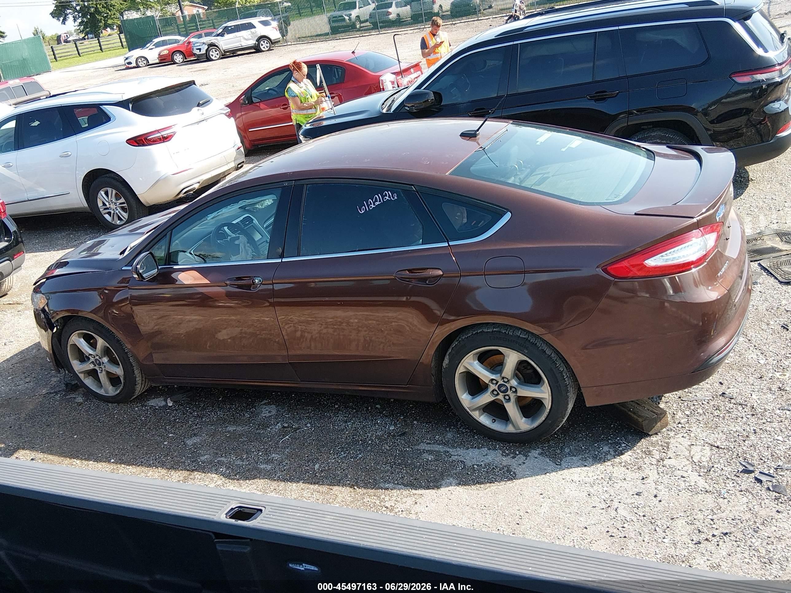 2016 Ford Fusion Se Коричневый vin: 3FA6P0H75GR237302