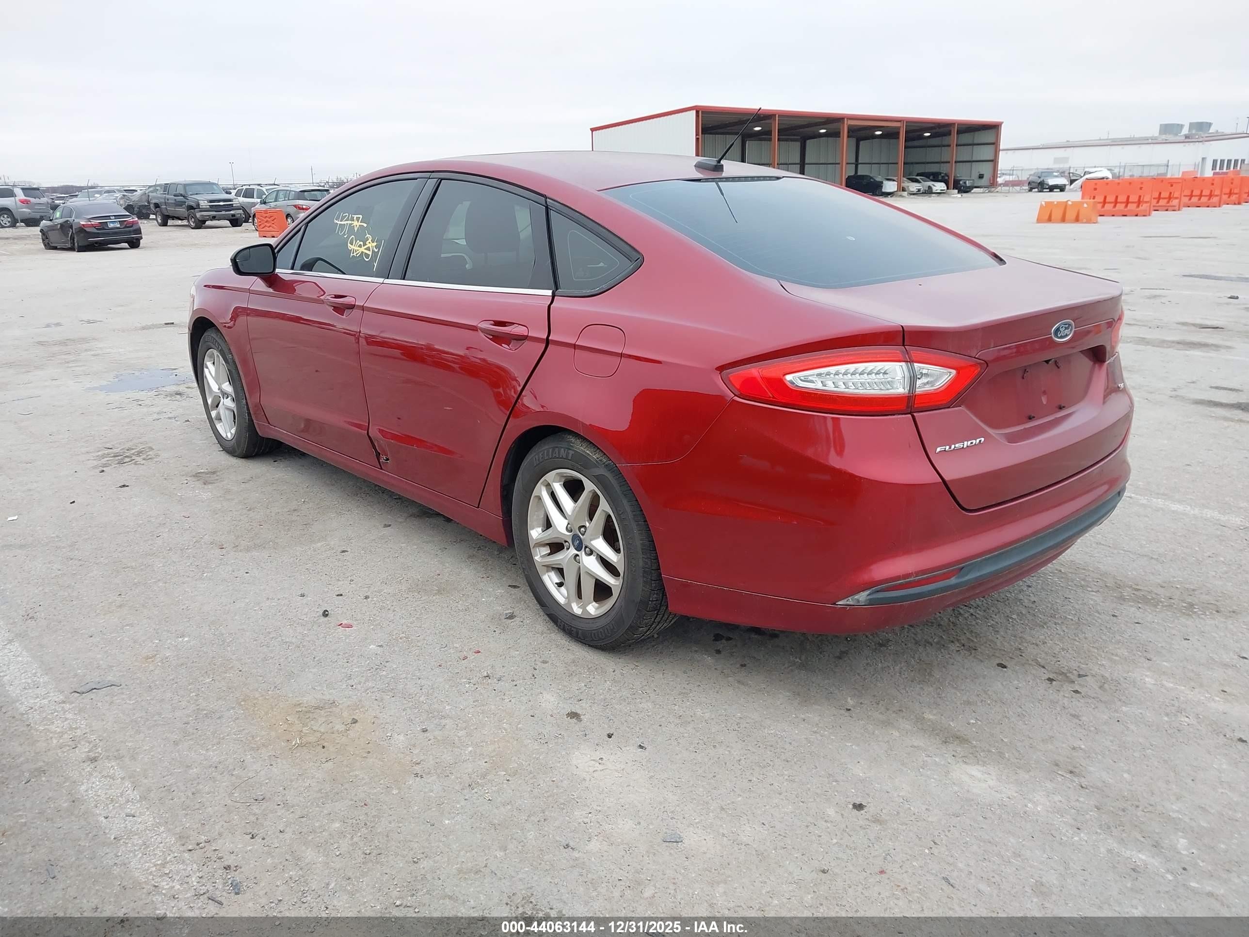 2013 Ford Fusion Se Red vin: 3FA6P0H76DR118928