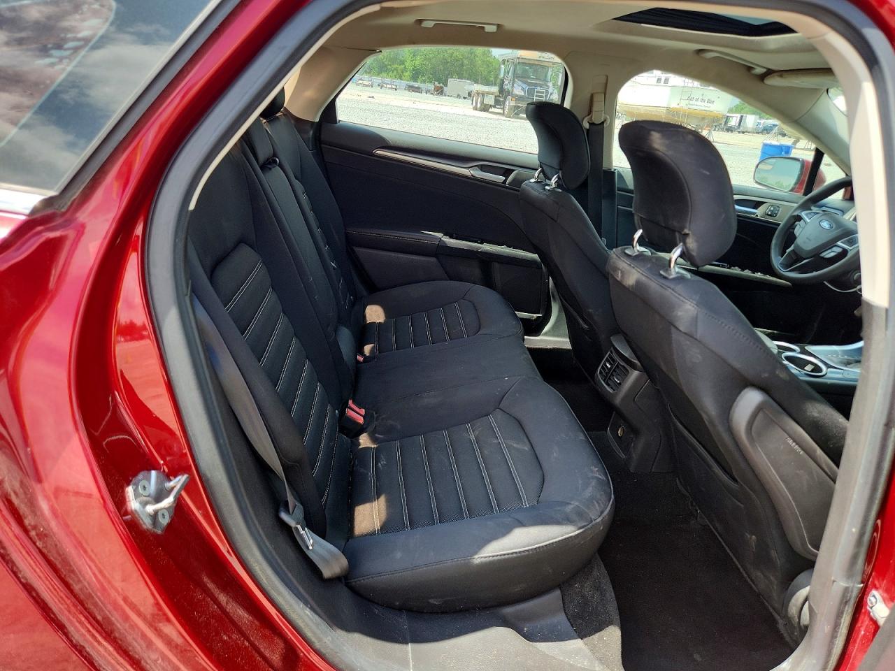 2013 Ford Fusion Se Burgundy vin: 3FA6P0H76DR148091