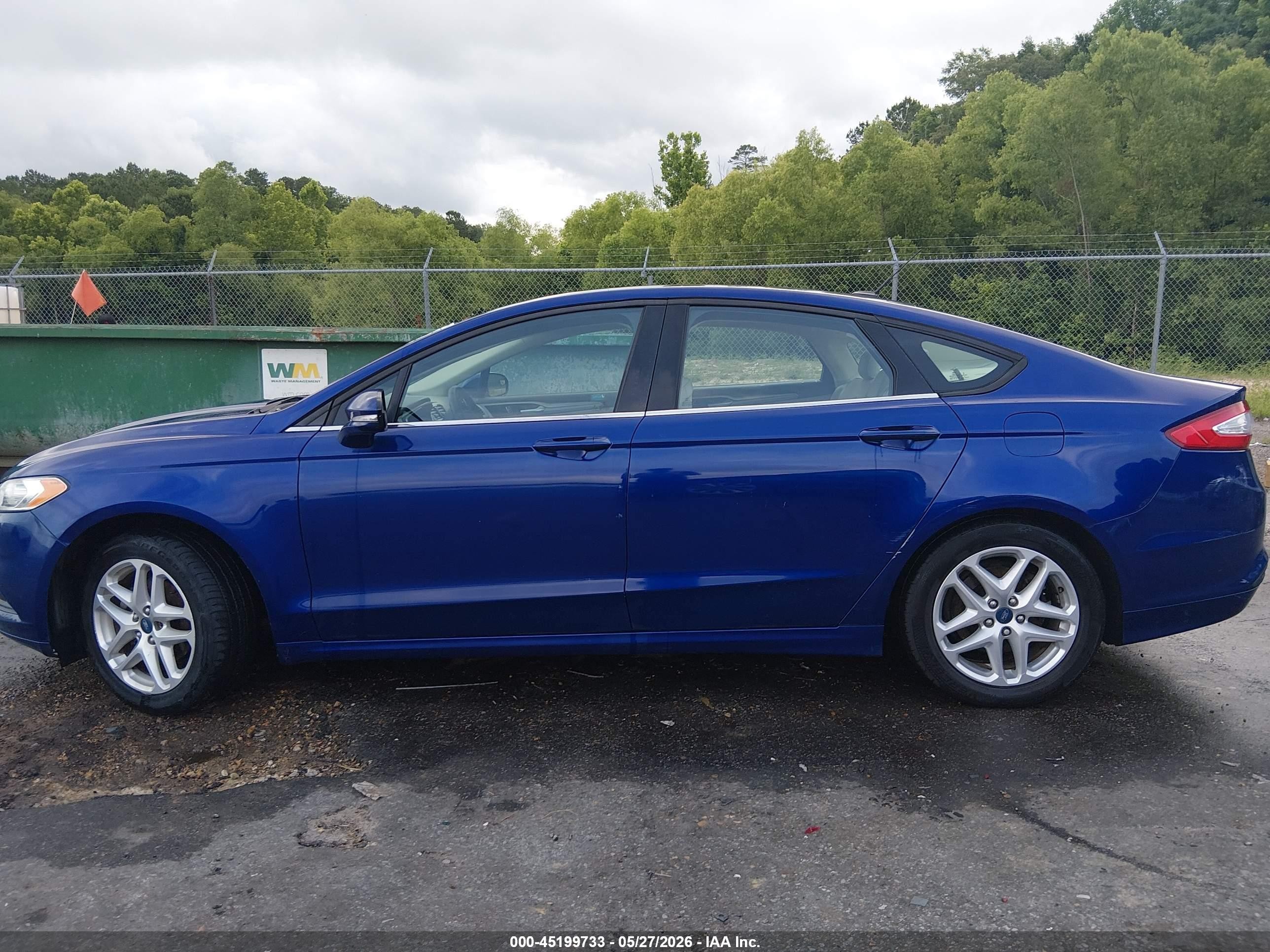 2013 Ford Fusion Se Синий vin: 3FA6P0H76DR162475