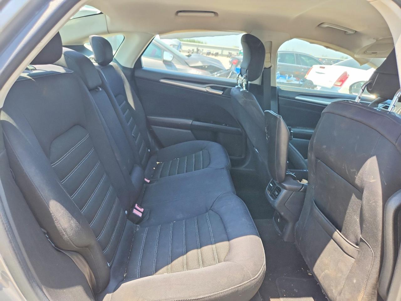 2013 Ford Fusion Se Серебряный vin: 3FA6P0H76DR170818